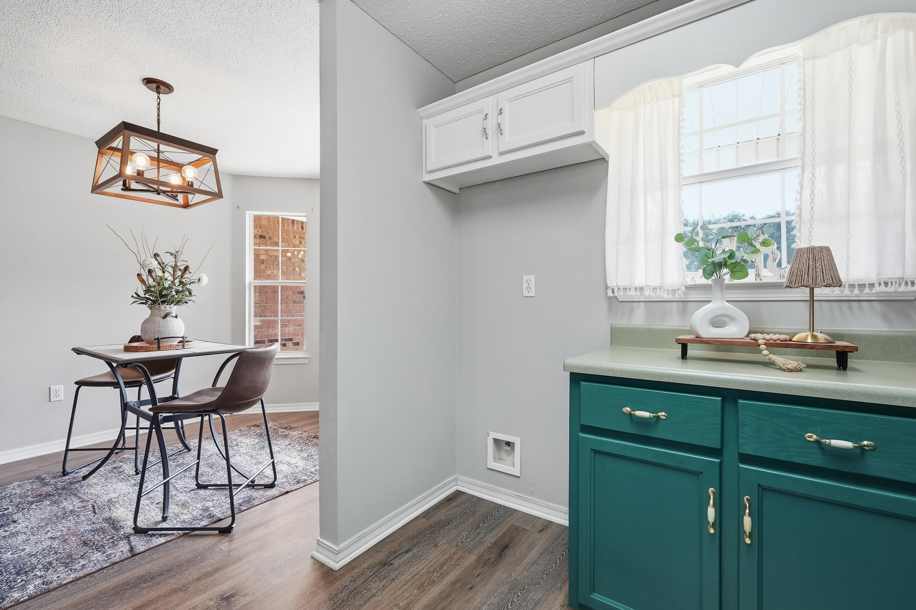 AUBURN ACRES - Residential