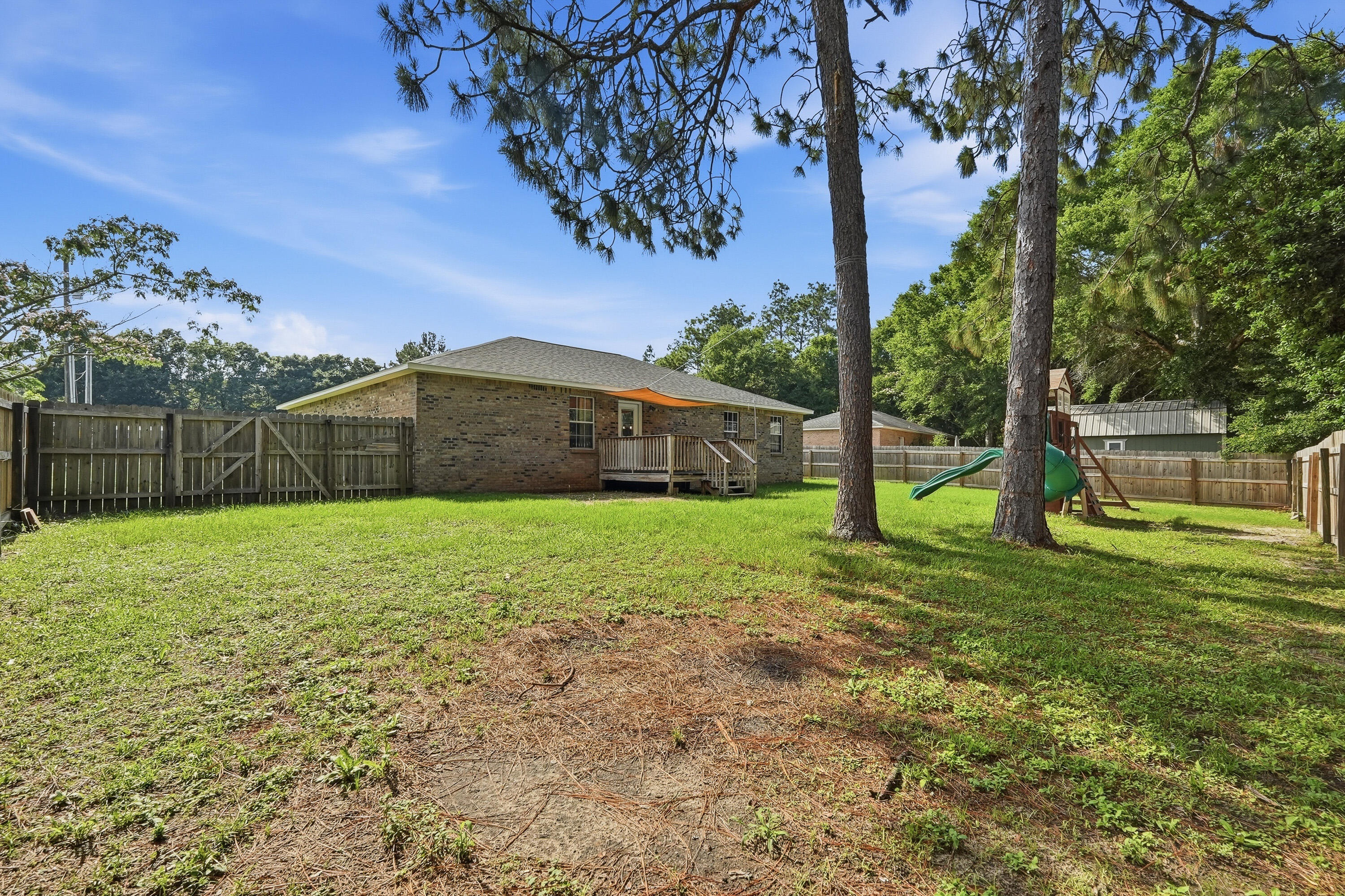 AUBURN ACRES - Residential