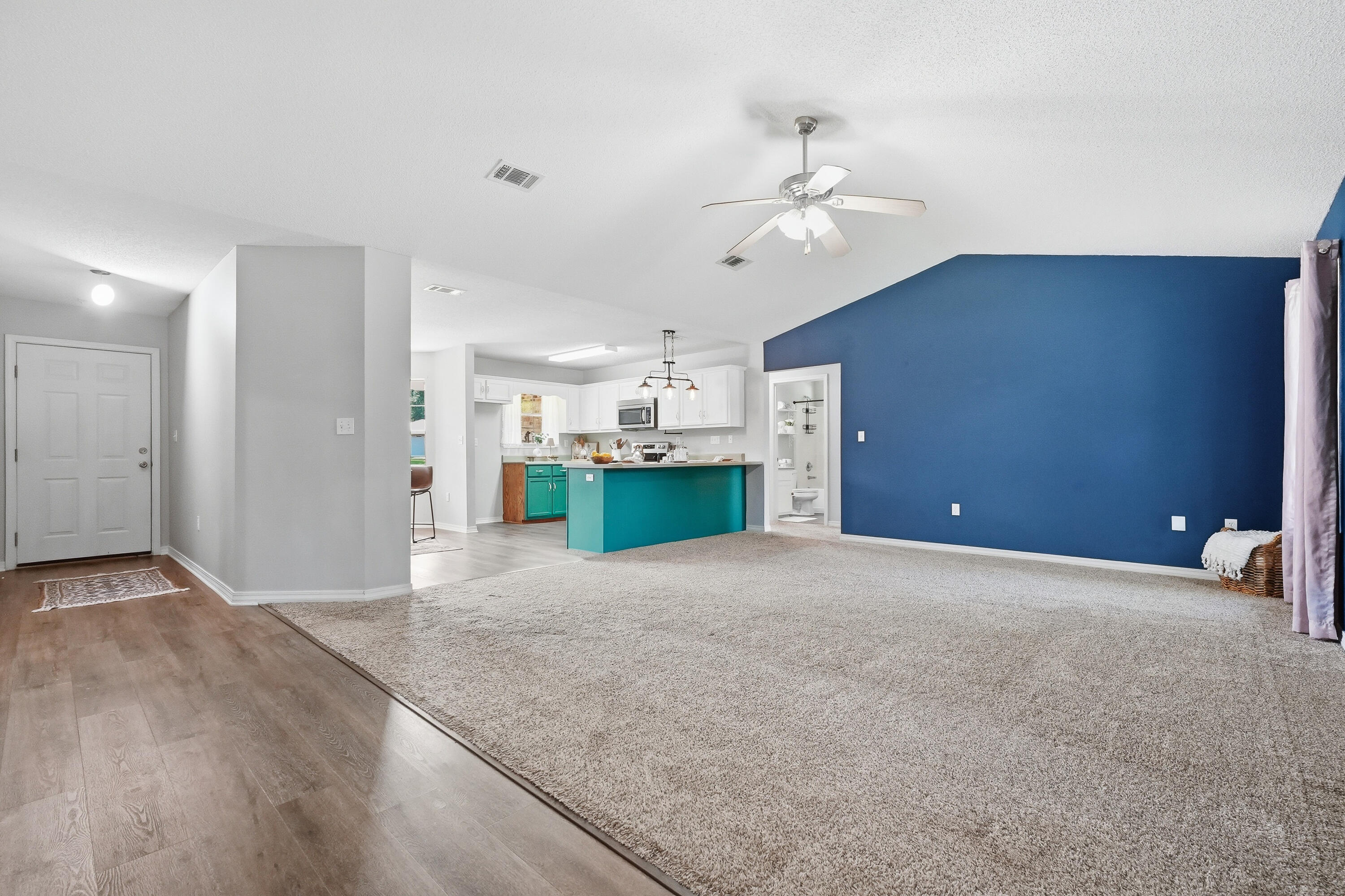 AUBURN ACRES - Residential