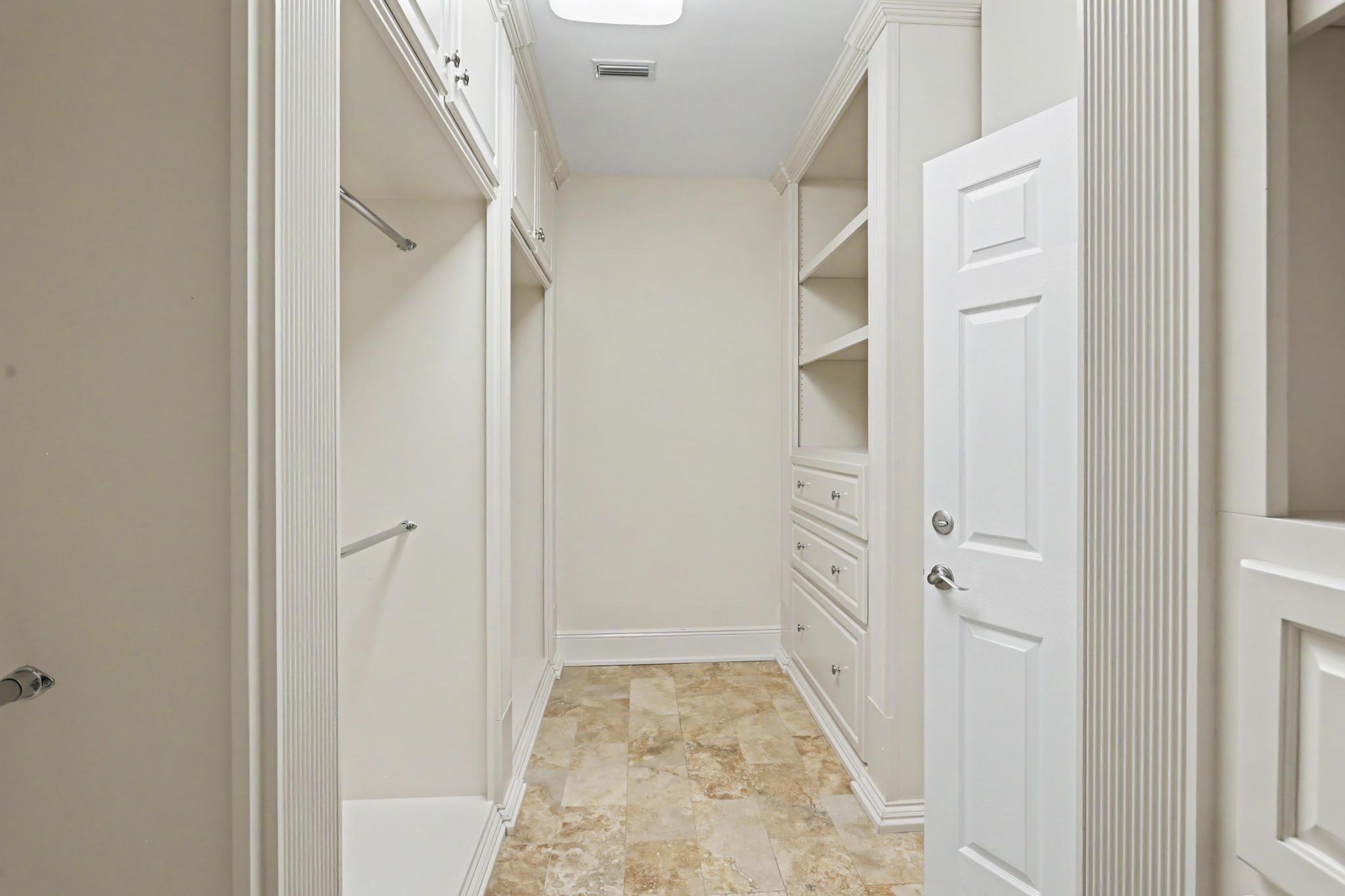 INDIAN HILLS - Residential