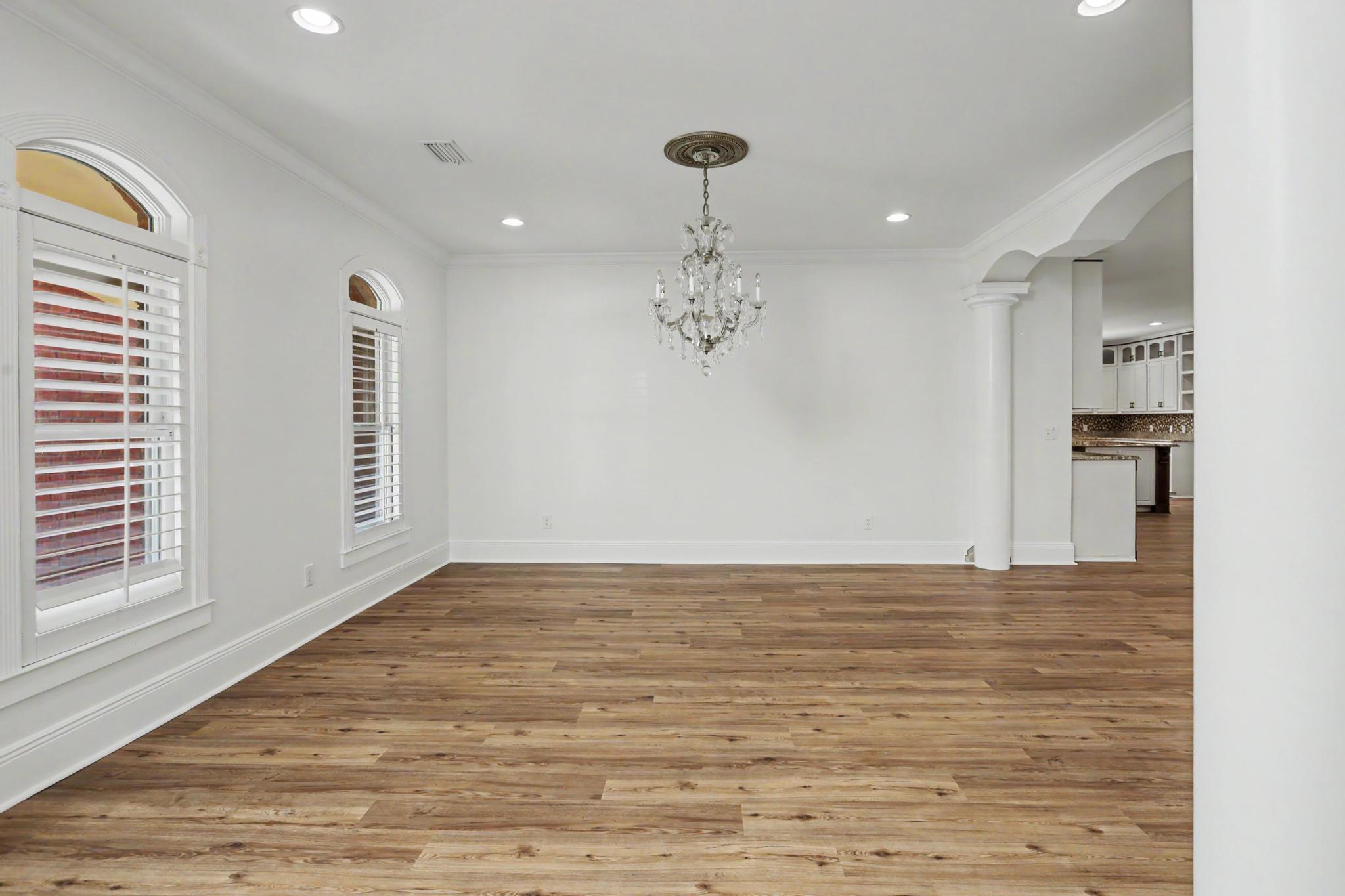 INDIAN HILLS - Residential