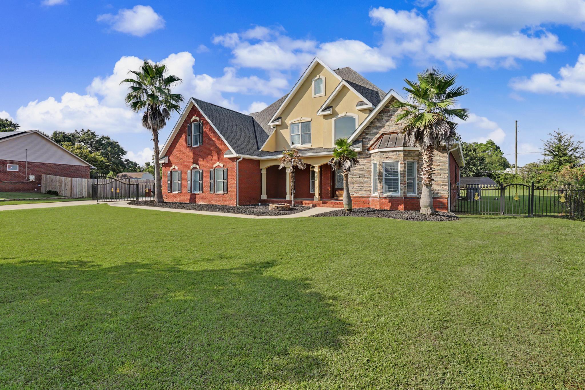 INDIAN HILLS - Residential
