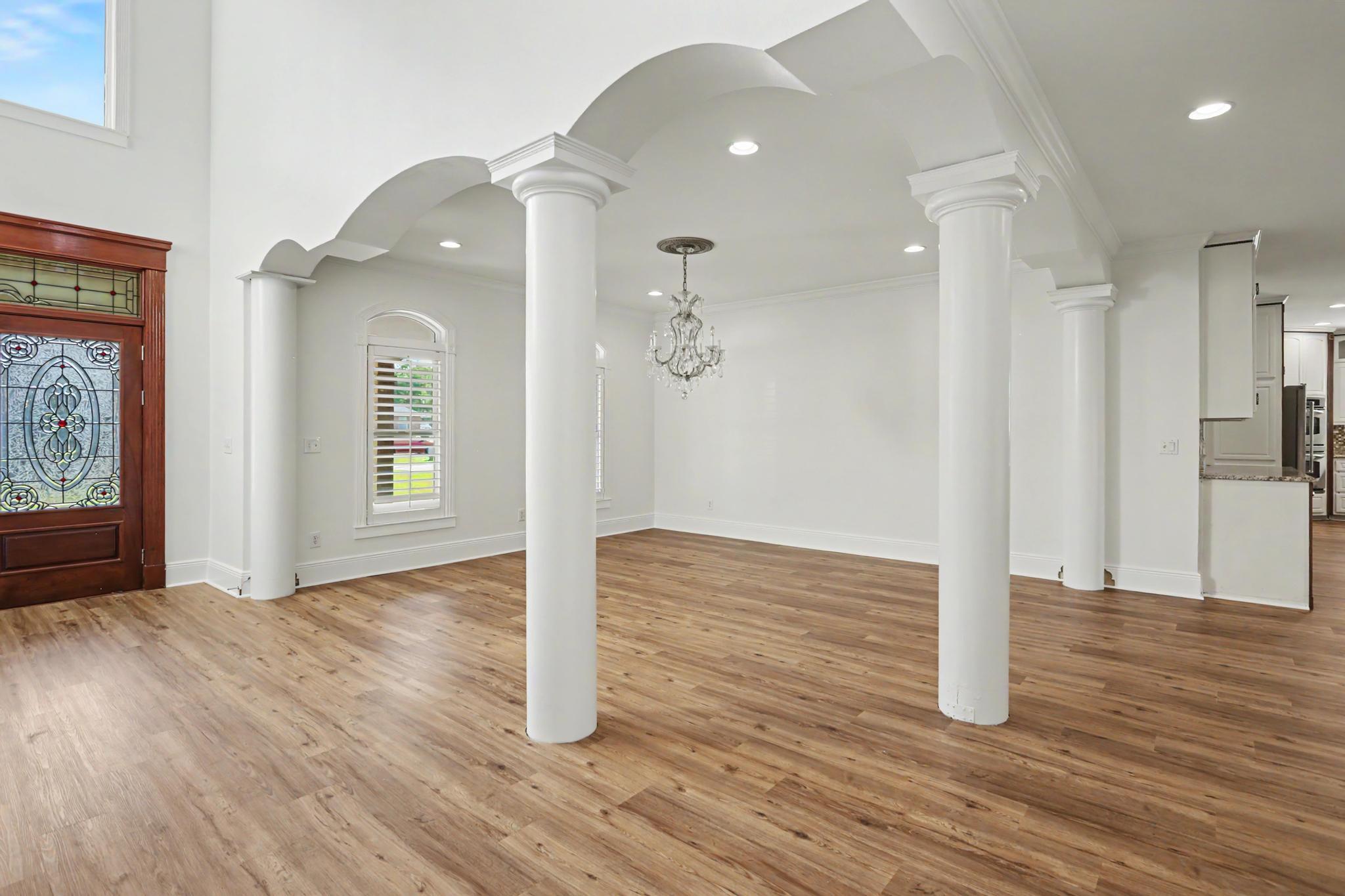 INDIAN HILLS - Residential