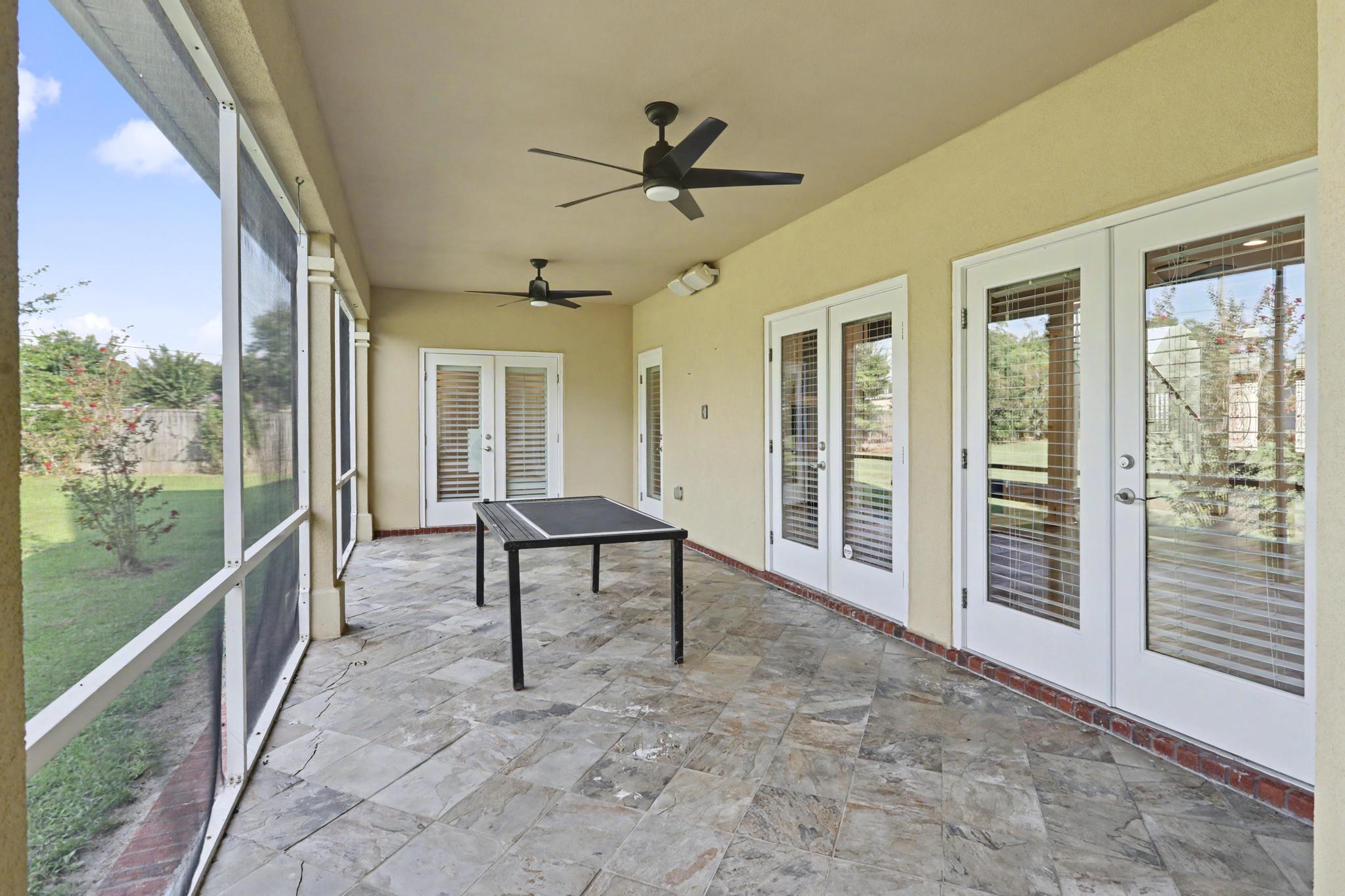 INDIAN HILLS - Residential