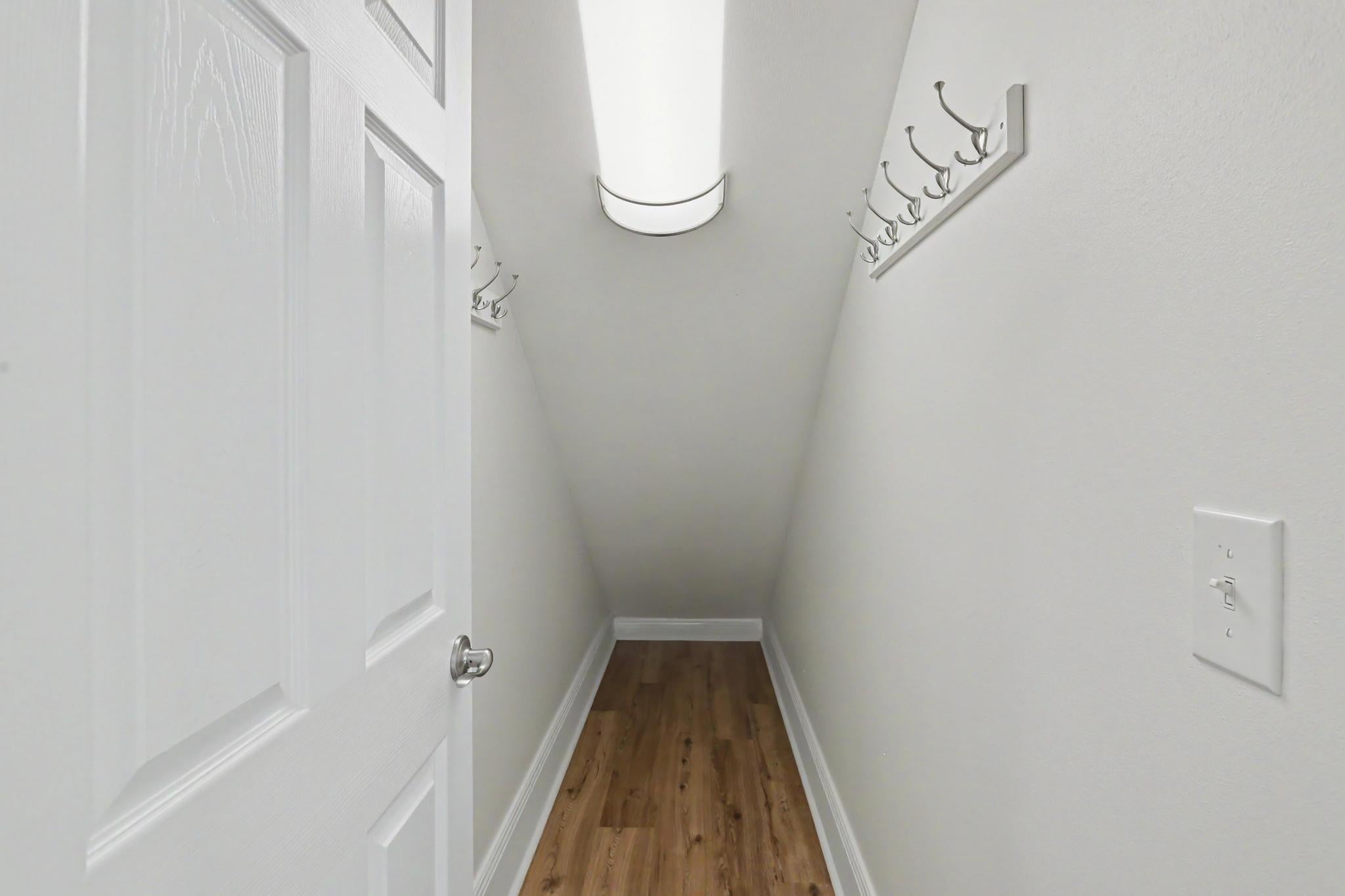INDIAN HILLS - Residential