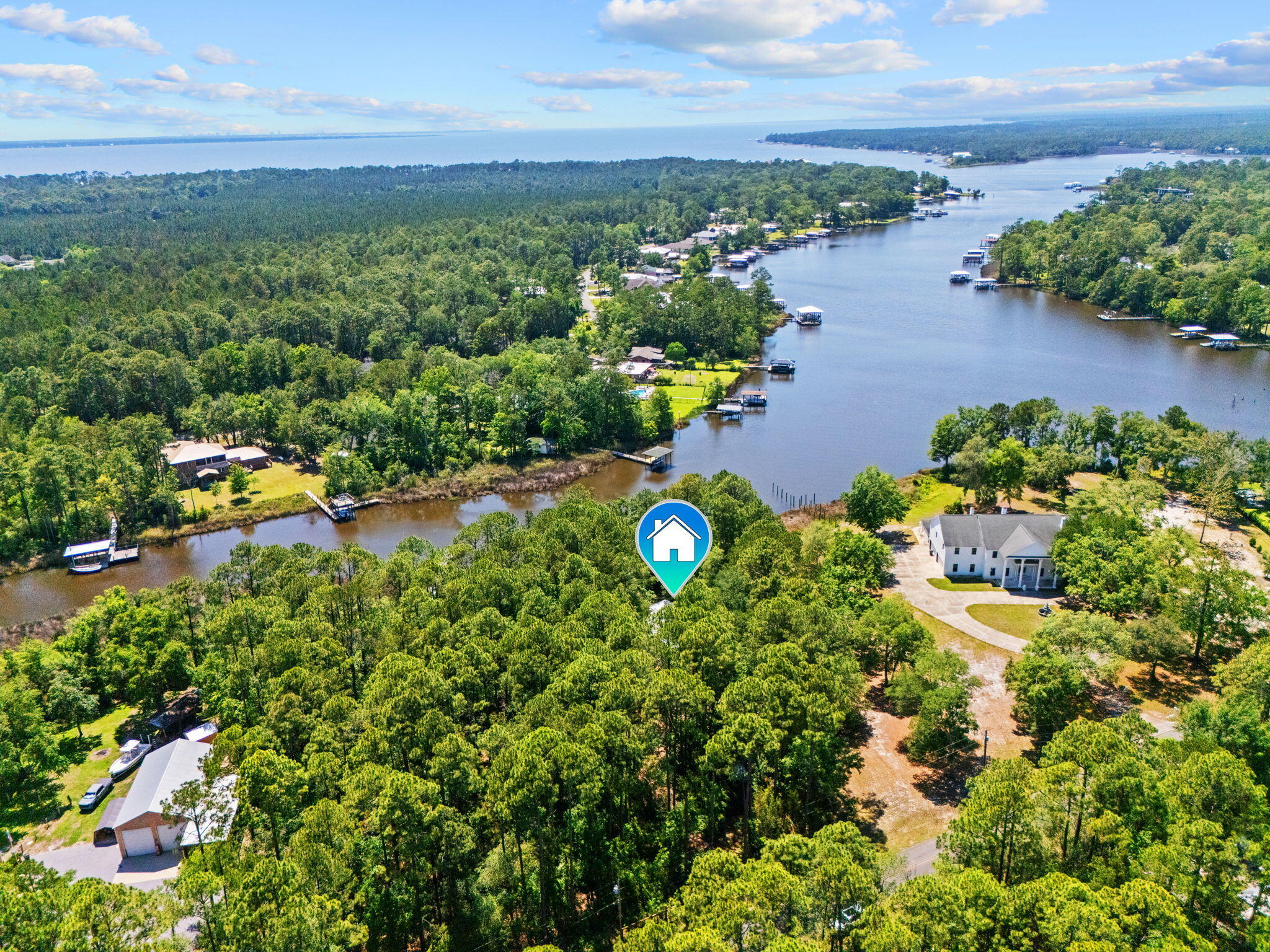 NO RECORDED SUBDIVISION - Residential