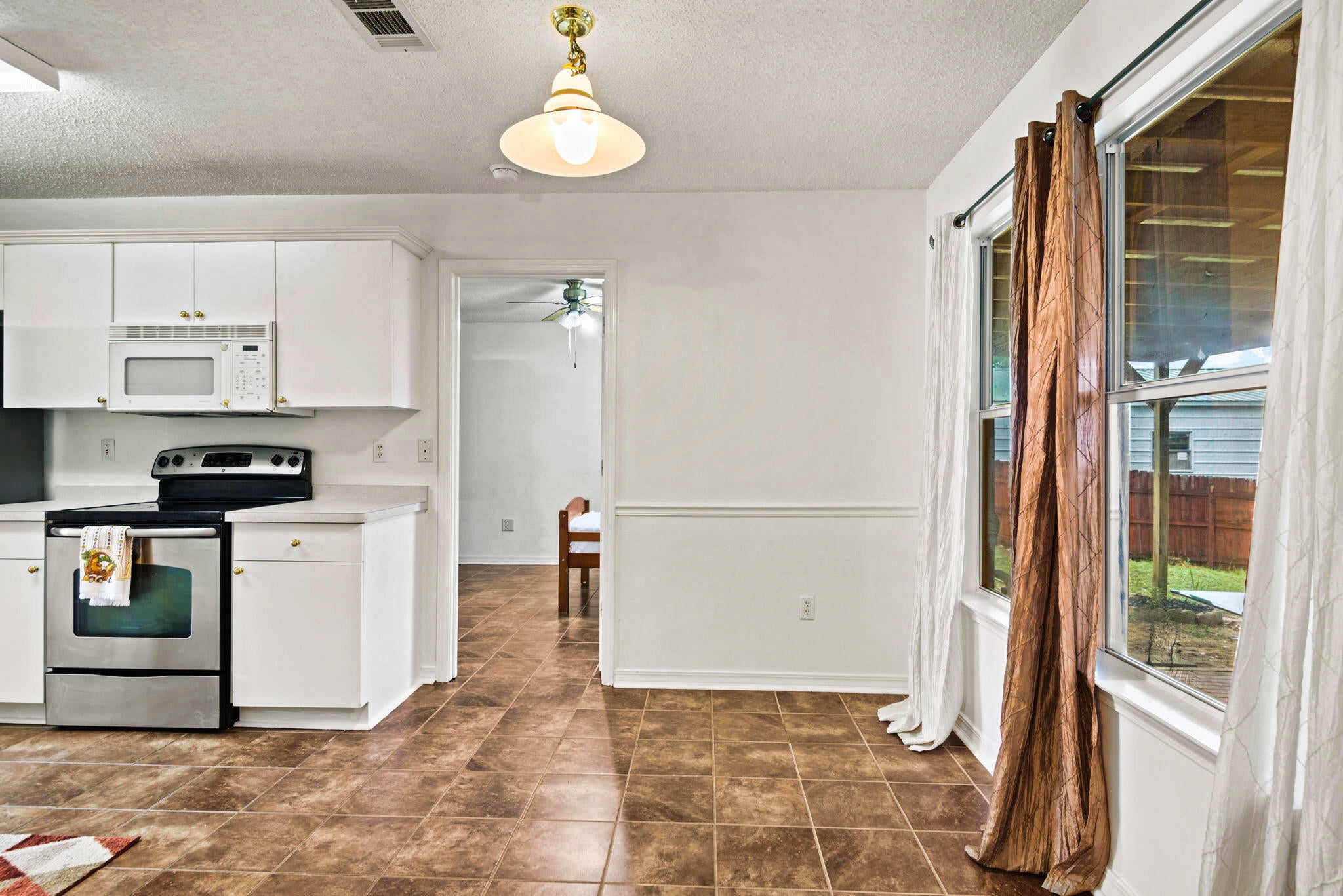 COUNTRYVIEW ESTATES - Residential