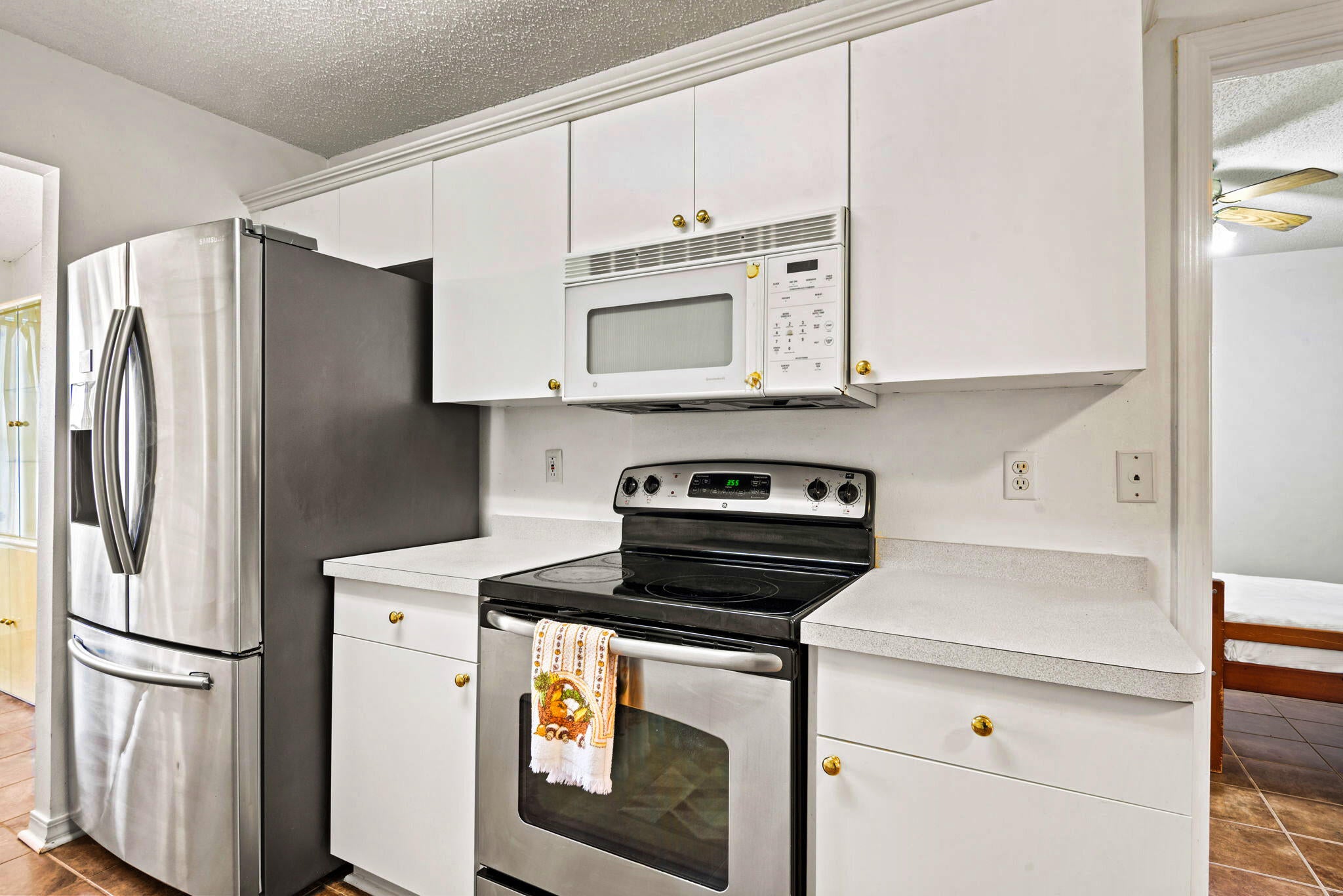 COUNTRYVIEW ESTATES - Residential