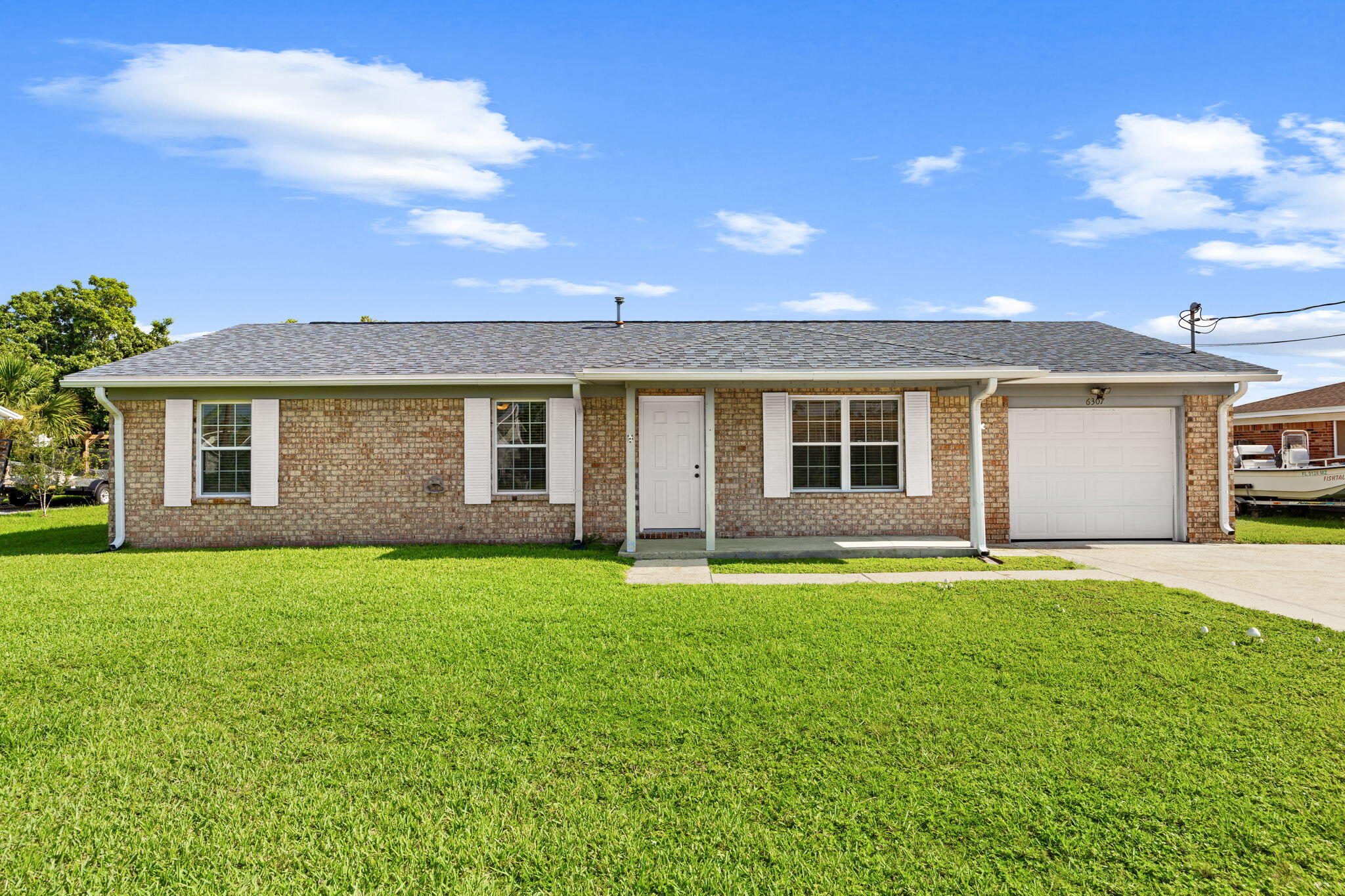 FOREST SHORES - Residential