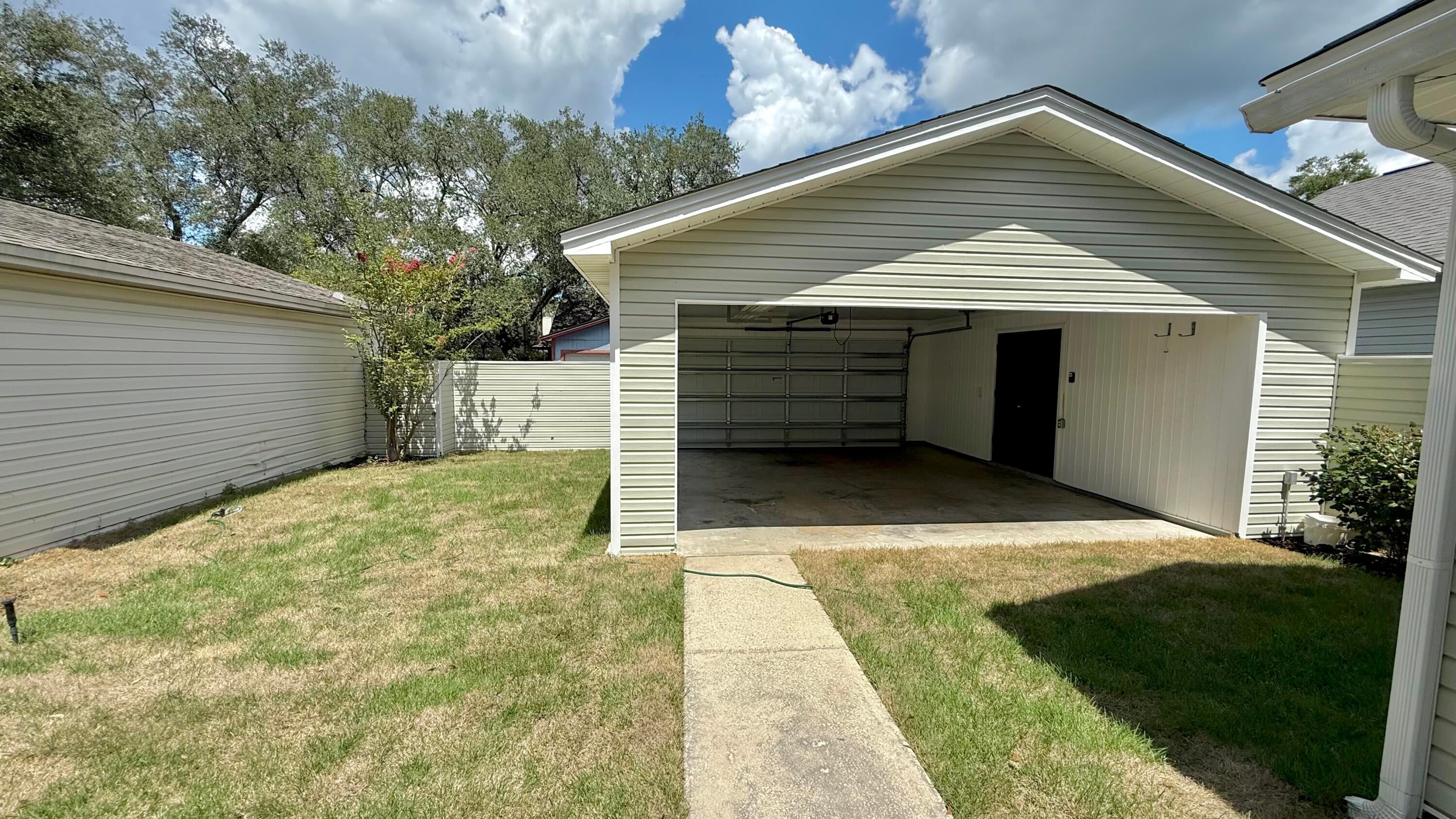 PARKWOOD AT BLUEWATER BAY - Residential