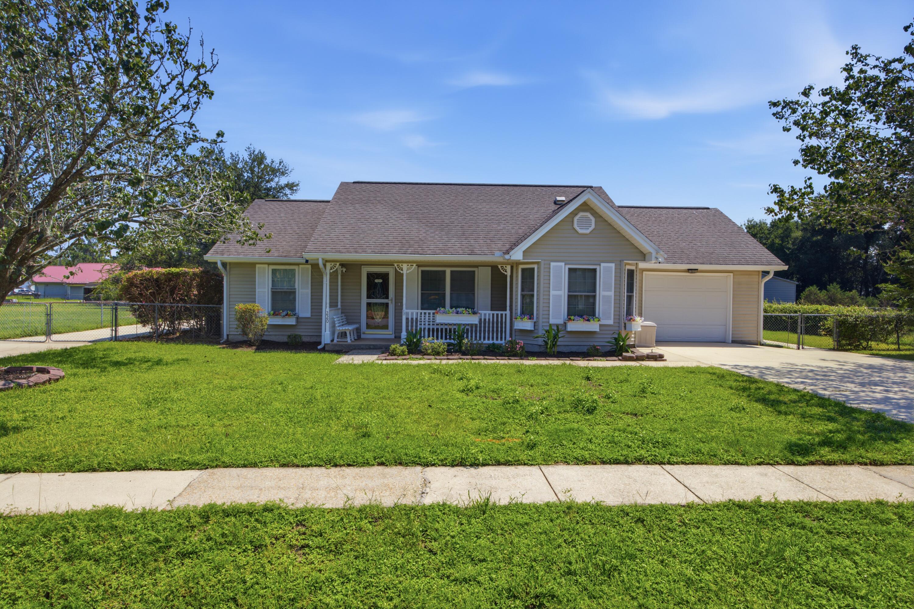 SHOAL WOOD ESTATES 1ST PH 3 - Residential