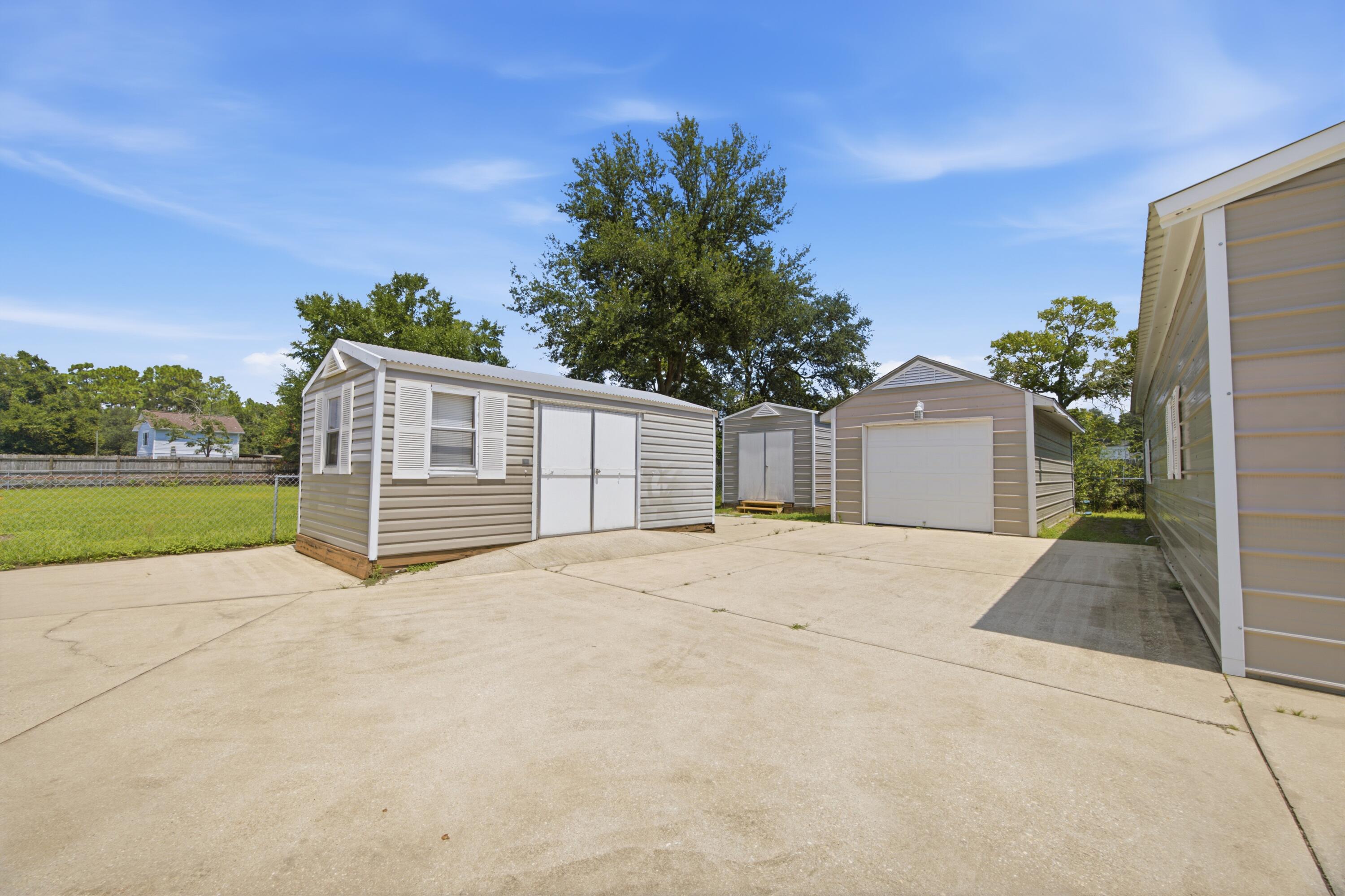 SHOAL WOOD ESTATES 1ST PH 3 - Residential