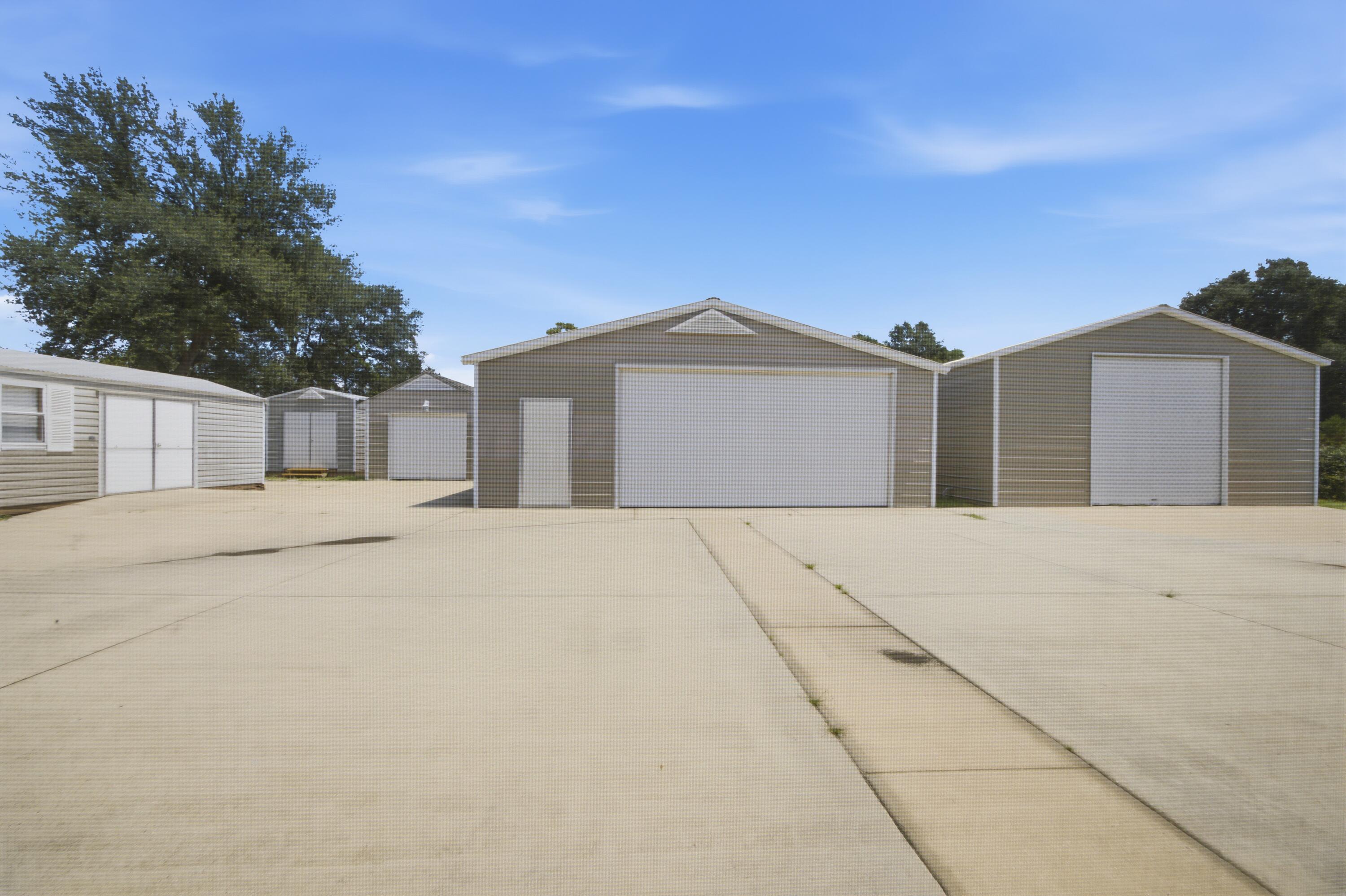 SHOAL WOOD ESTATES 1ST PH 3 - Residential