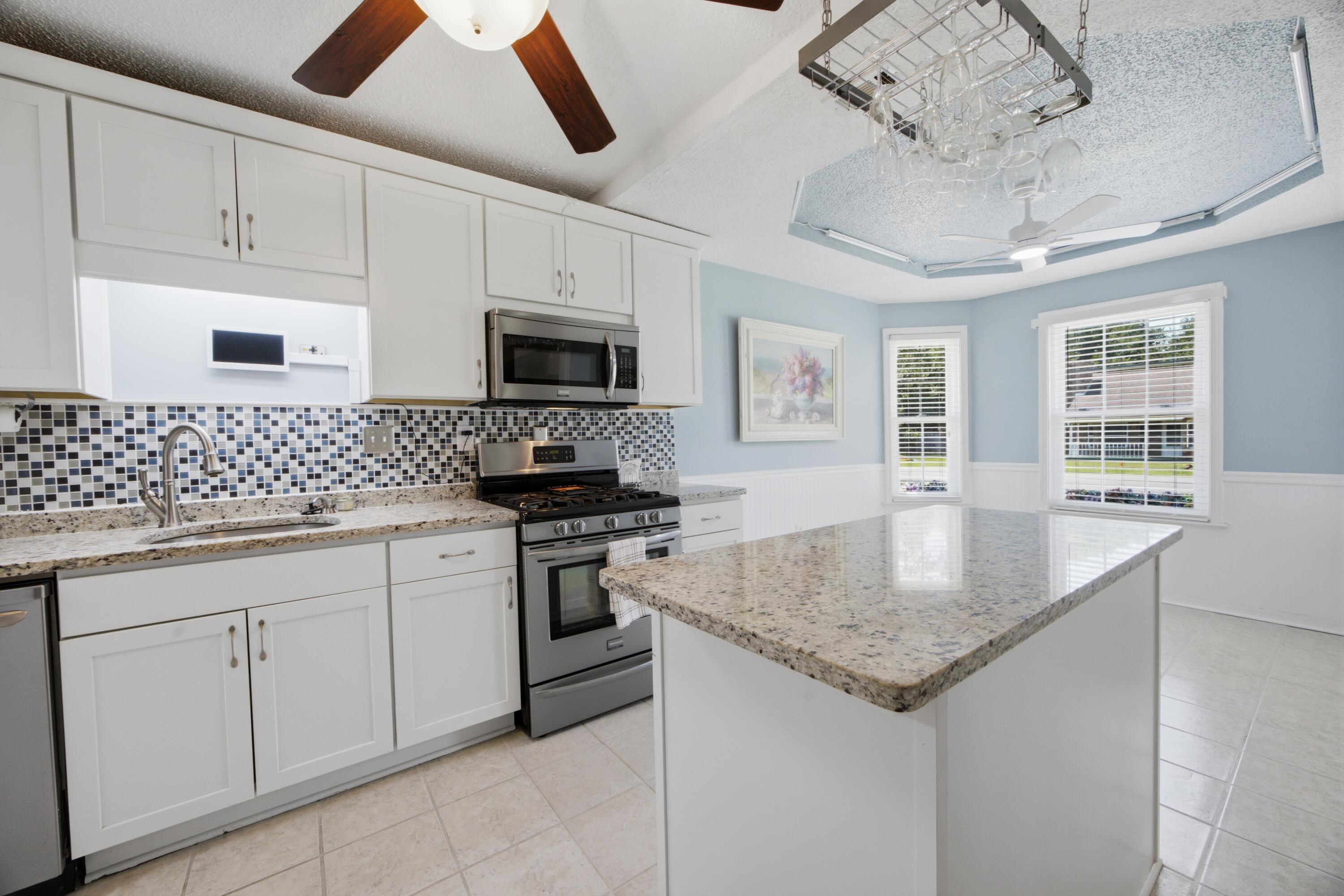 SHOAL WOOD ESTATES 1ST PH 3 - Residential