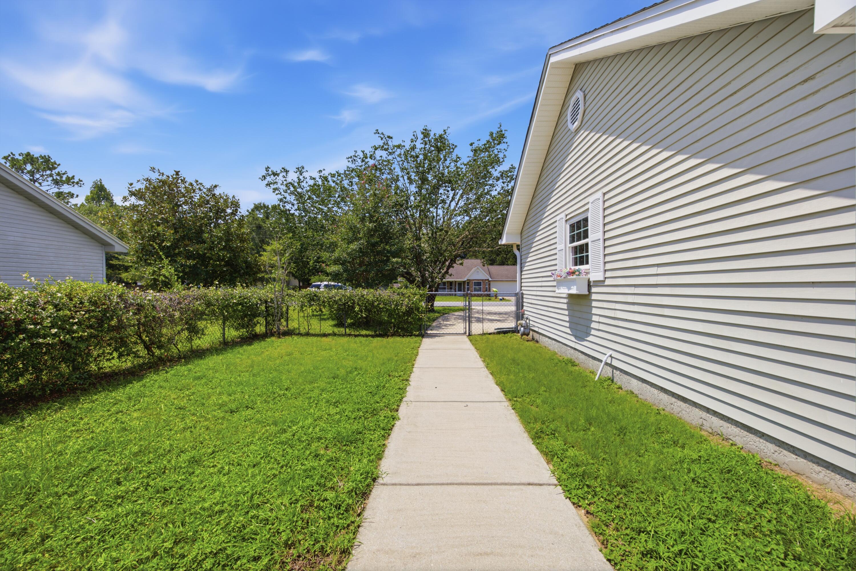 SHOAL WOOD ESTATES 1ST PH 3 - Residential