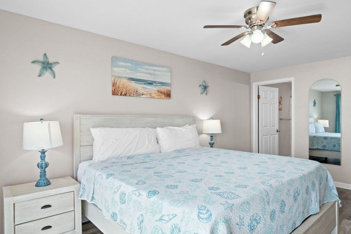 PALMS CONDO - Residential