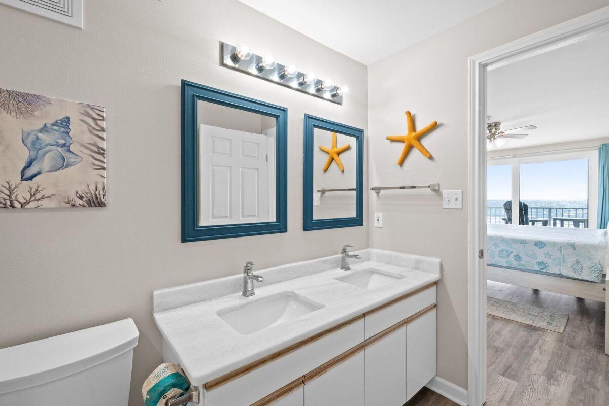 PALMS CONDO - Residential