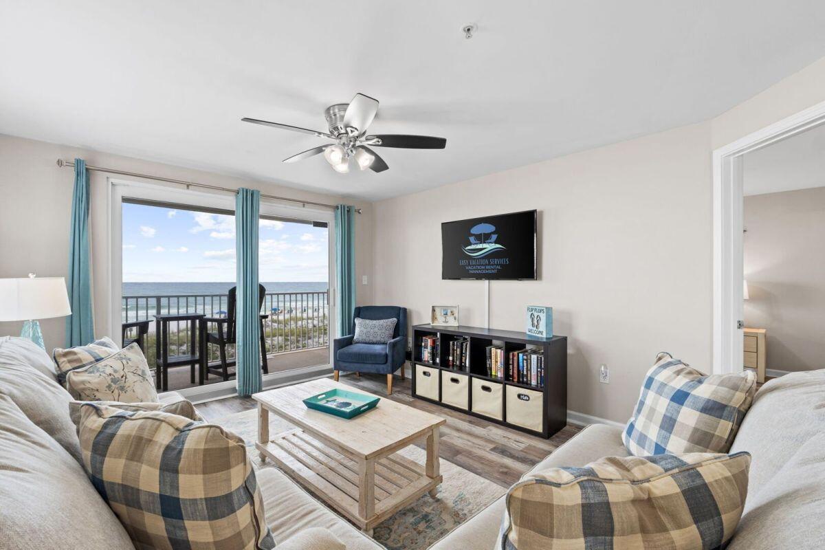 PALMS CONDO - Residential