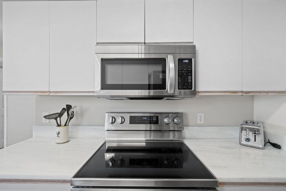 PALMS CONDO - Residential