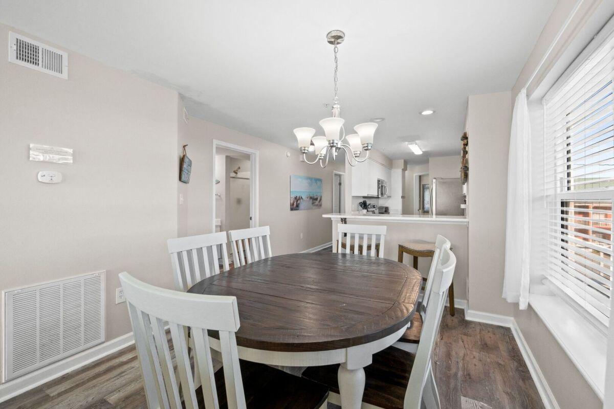 PALMS CONDO - Residential