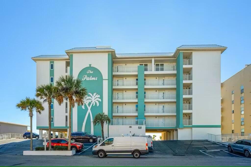 PALMS CONDO - Residential