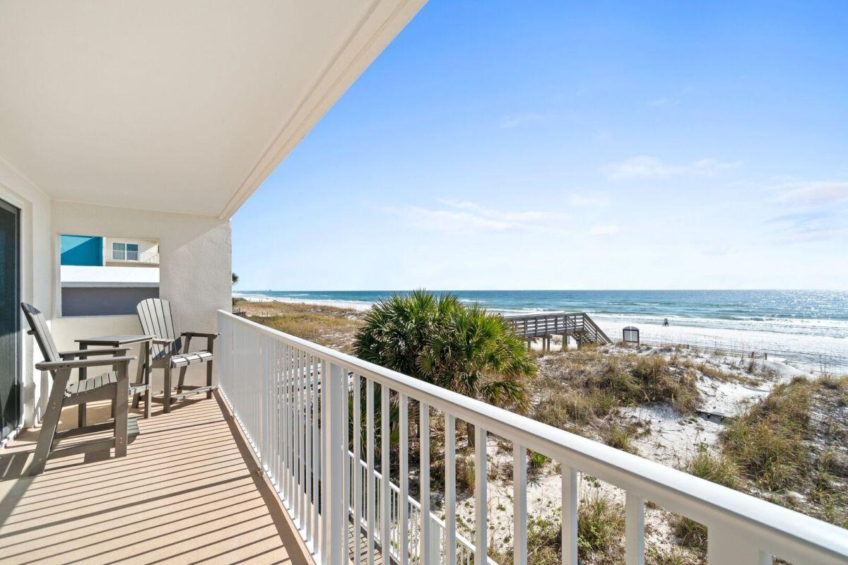 PALMS CONDO - Residential