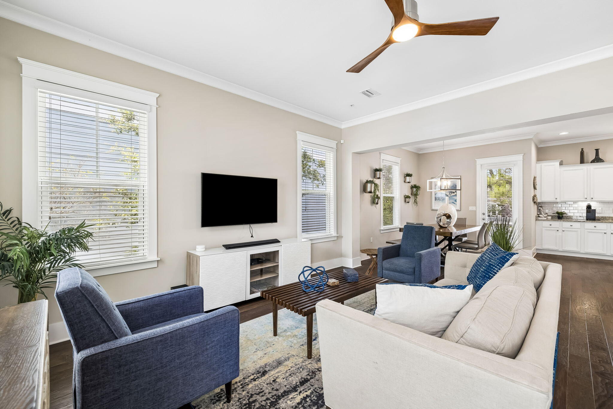 HIGHLAND PARKS - Residential