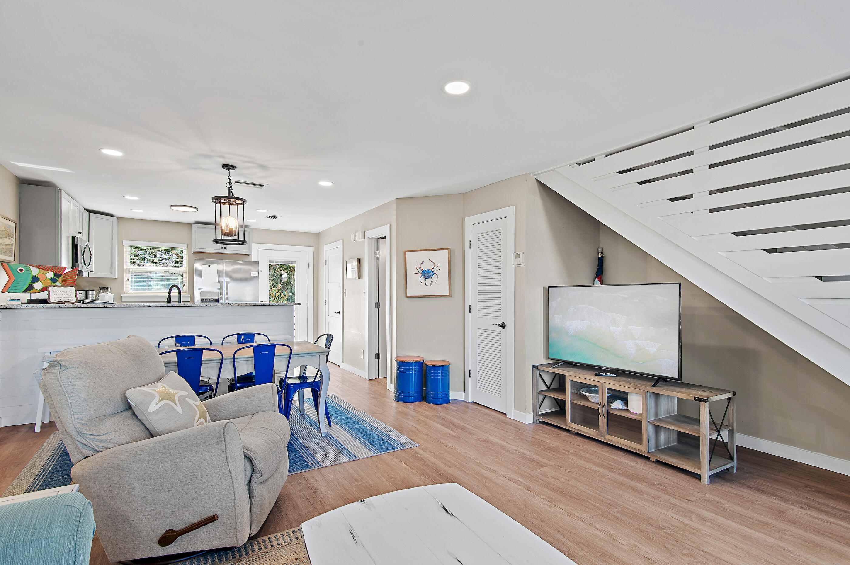 PIRATES COVE INLET CONDO - Residential
