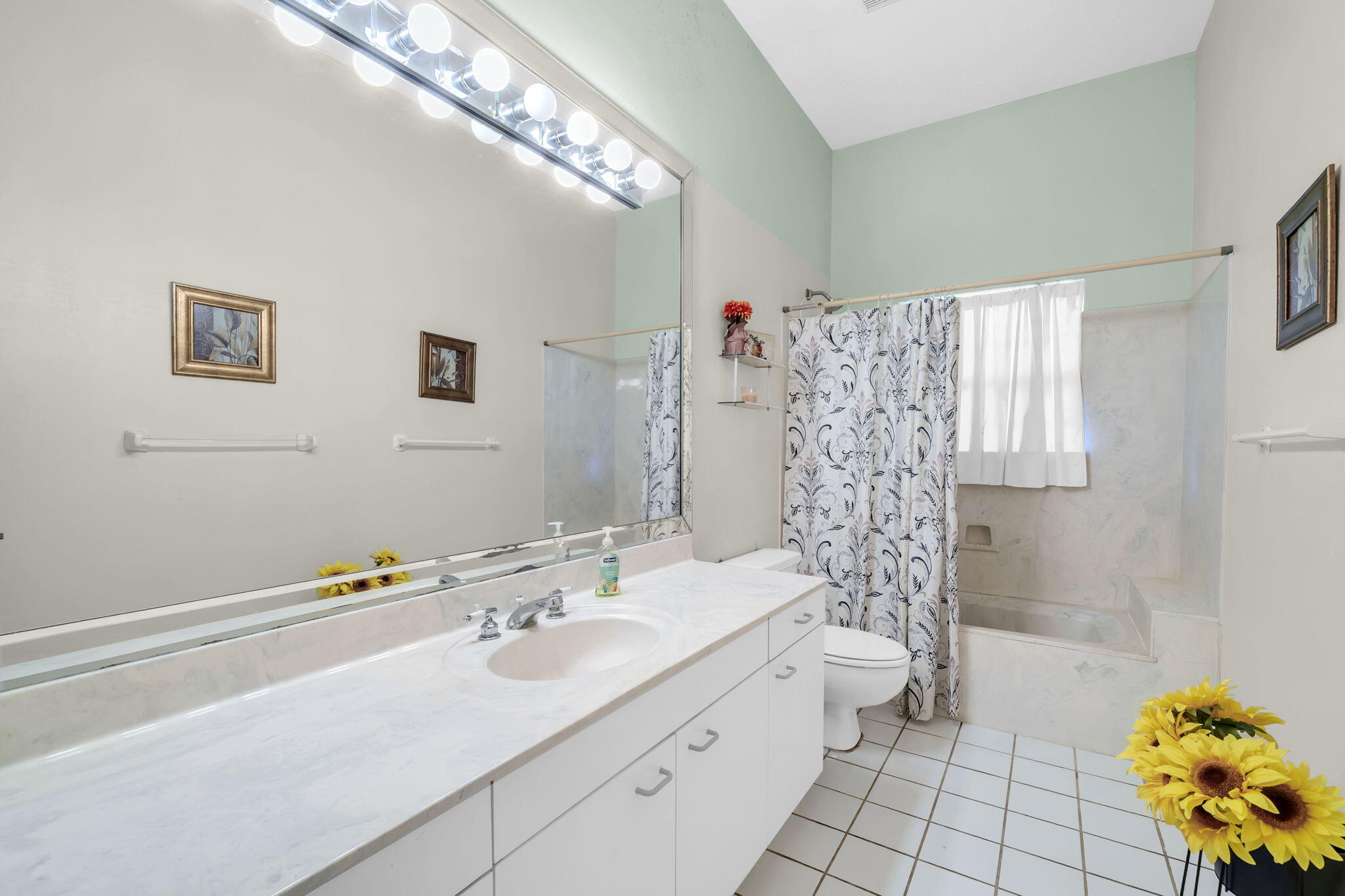 PARKWOOD ESTATES PH 1 BLUEWATER BAY - Residential
