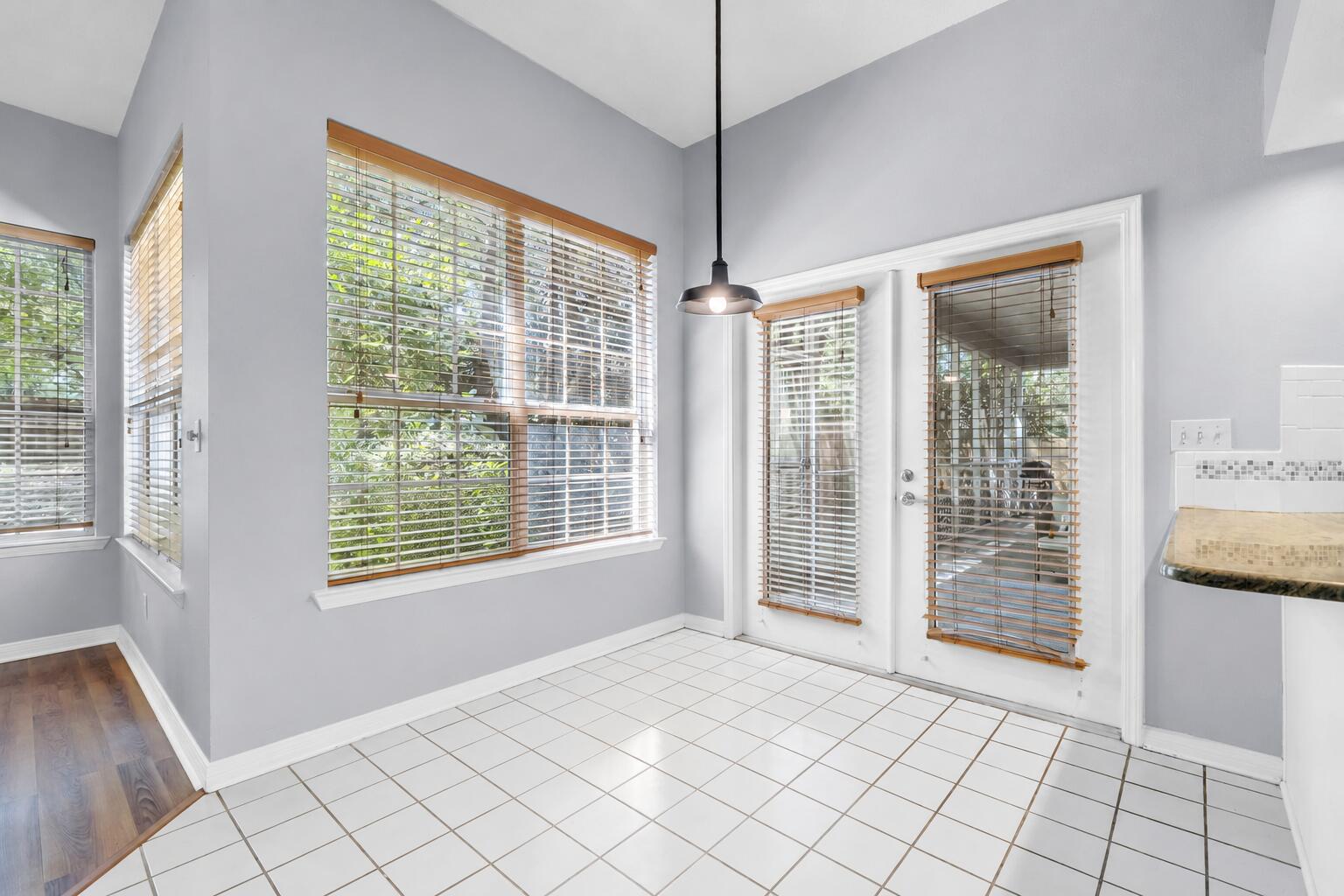 PARKWOOD ESTATES PH 1 BLUEWATER BAY - Residential