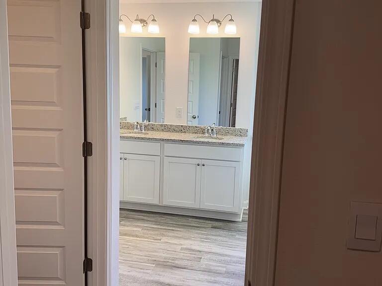 Owl's Head East - Residential Lease