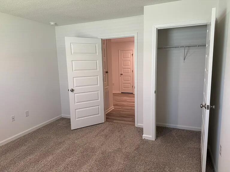 Owl's Head East - Residential Lease