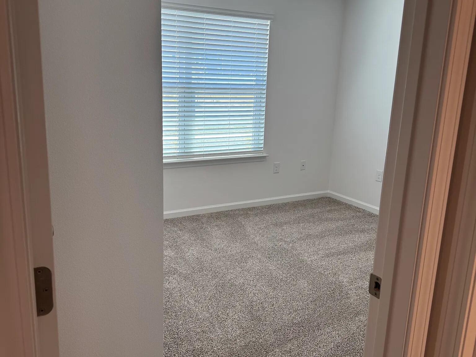 Owl's Head East - Residential Lease