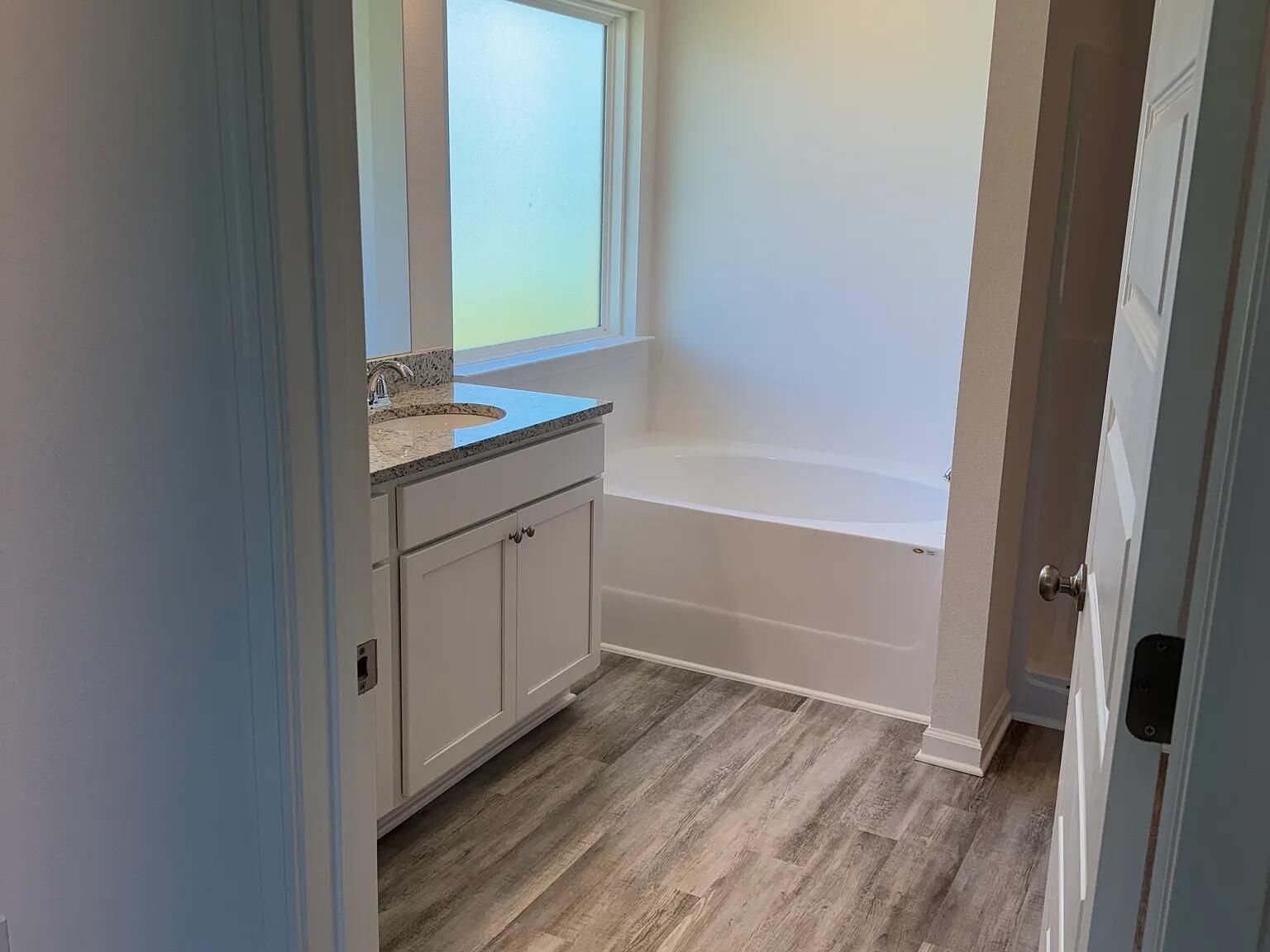 Owl's Head East - Residential Lease