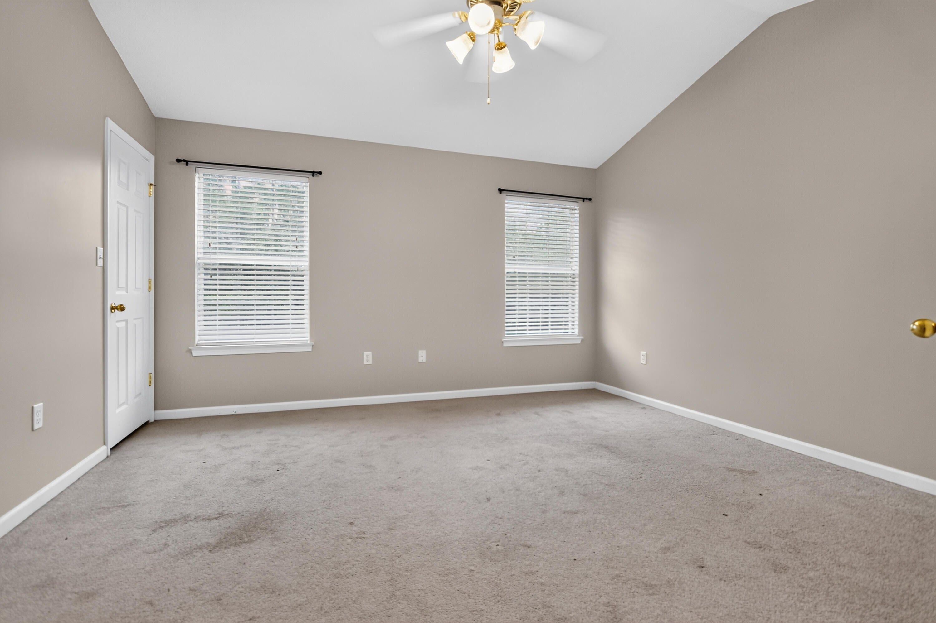 ROLLING PINES - Residential Lease