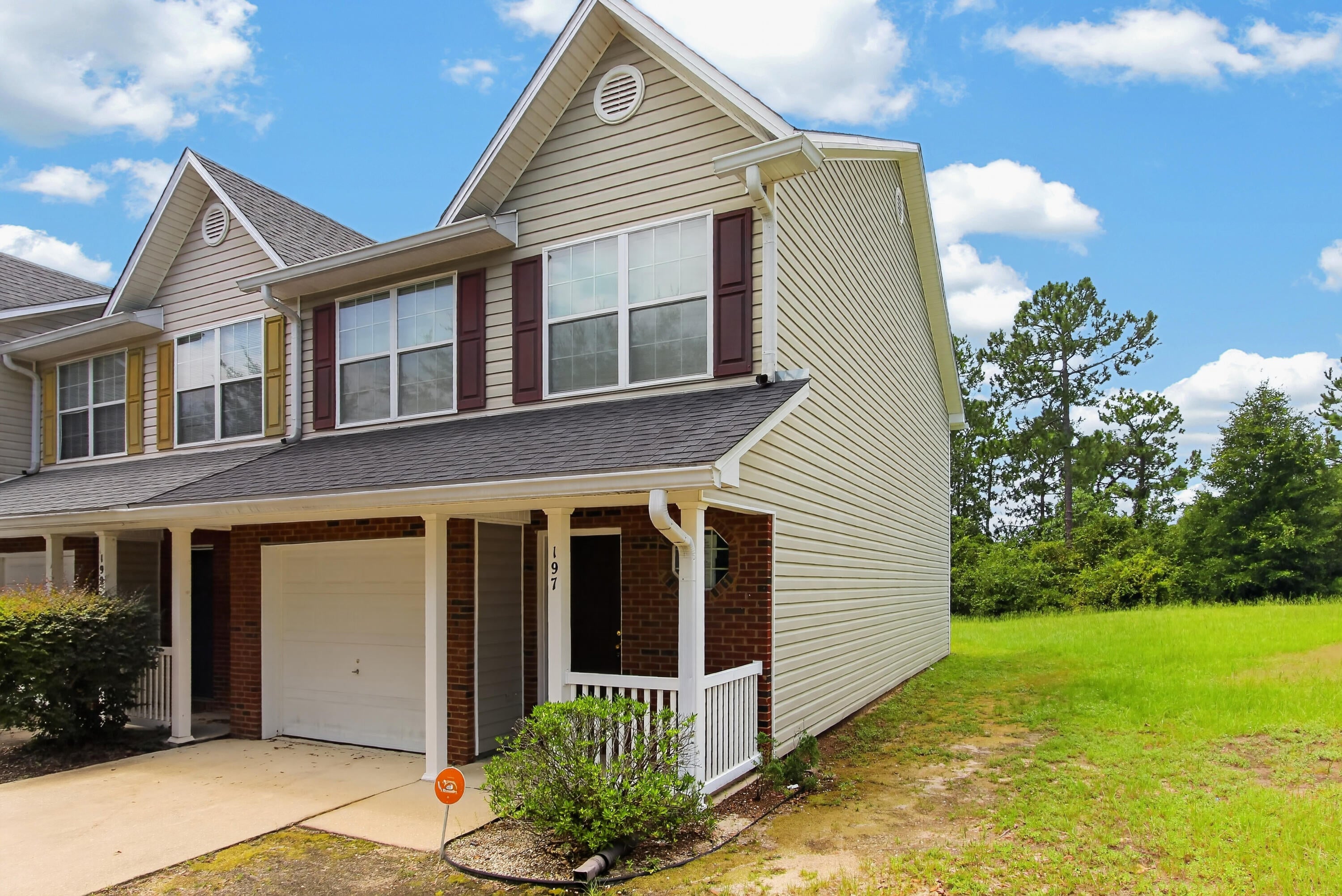 ROLLING PINES - Residential Lease