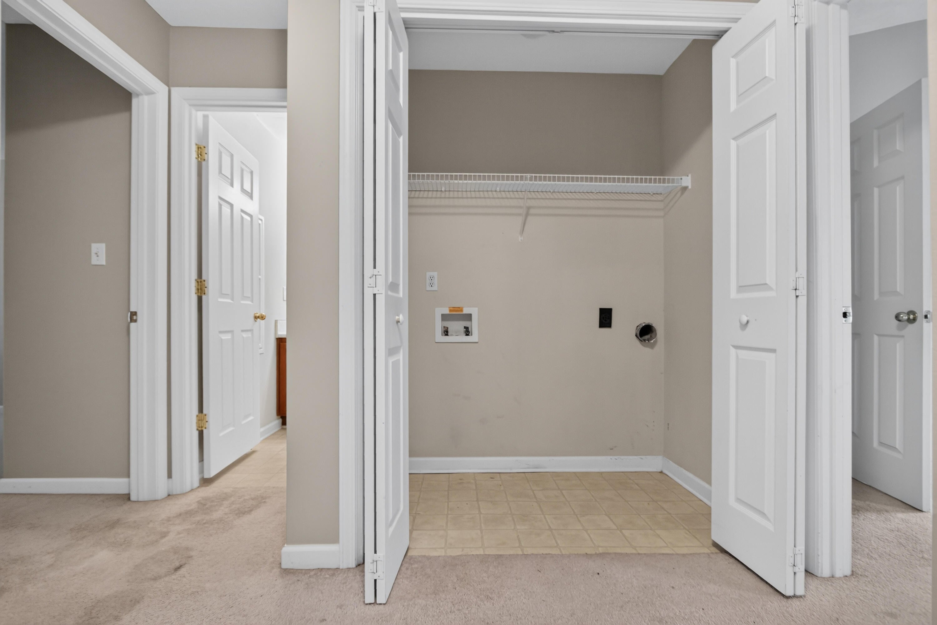 ROLLING PINES - Residential Lease