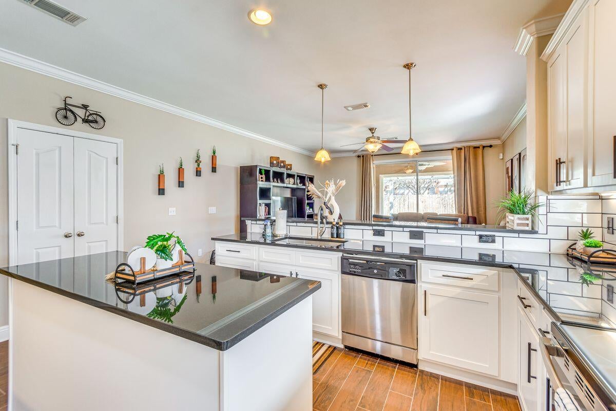 SOLIMAR - Residential Lease