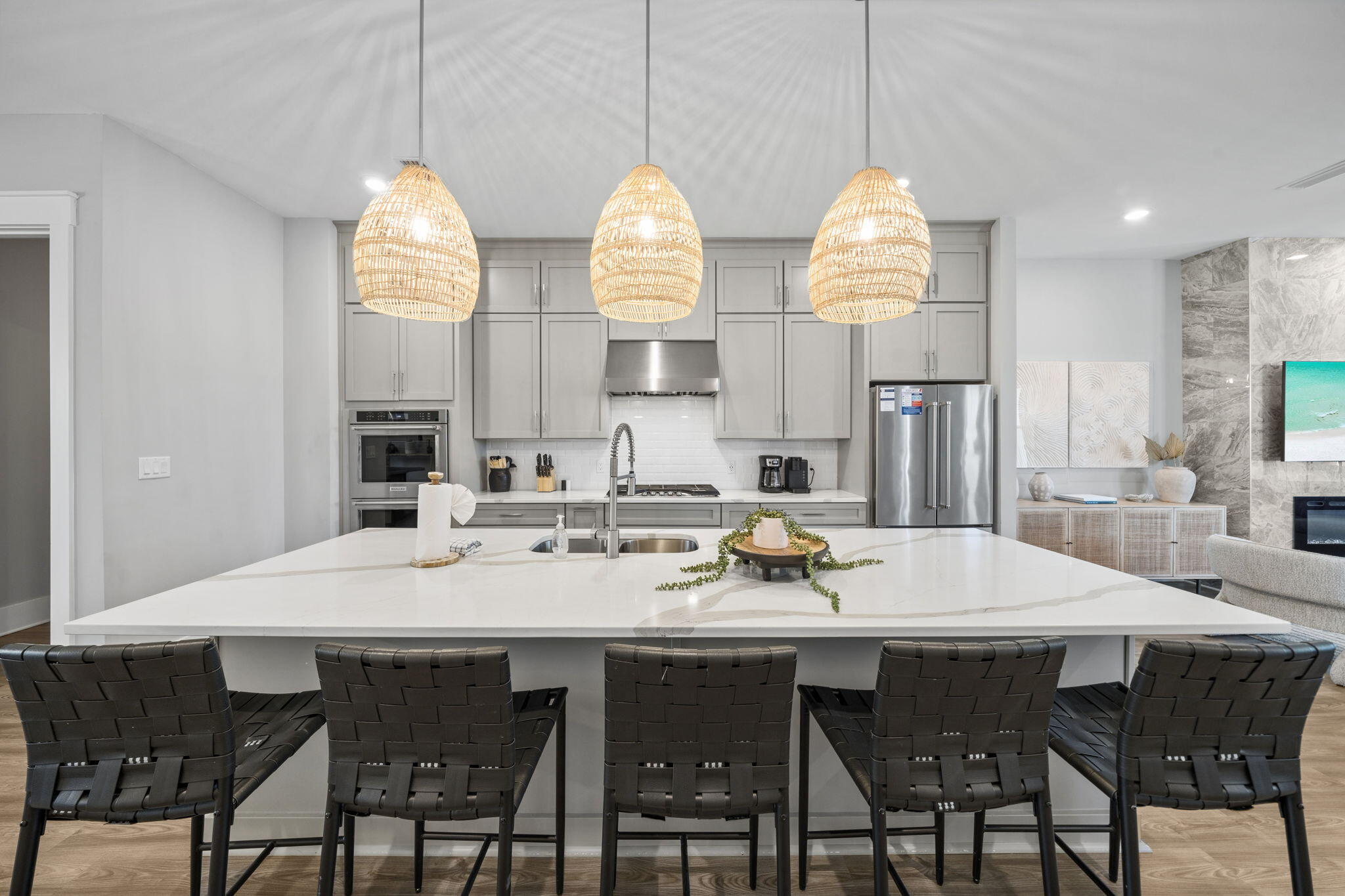 TWIN PALMS - Residential