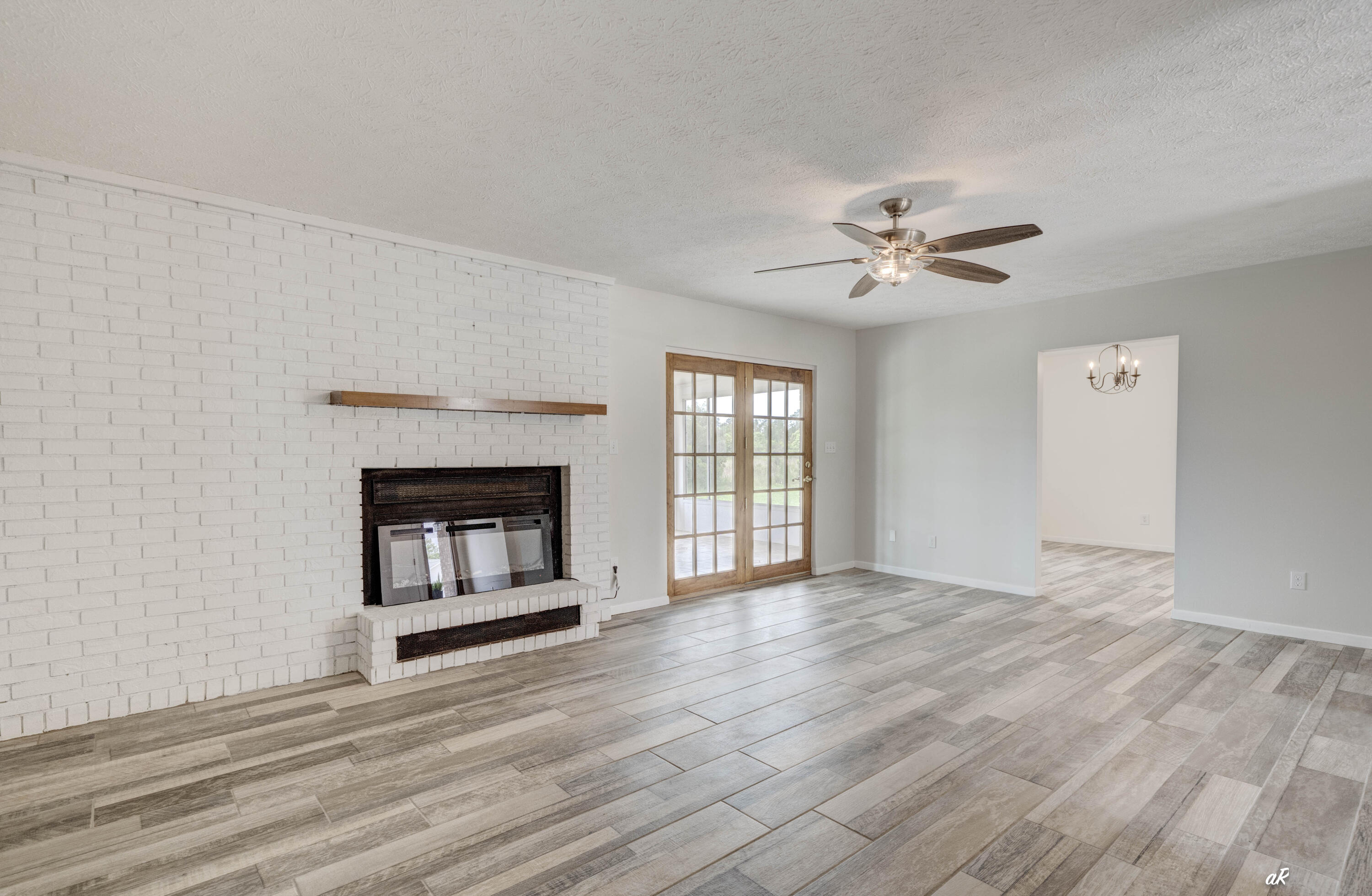 Sandy Creek - Residential
