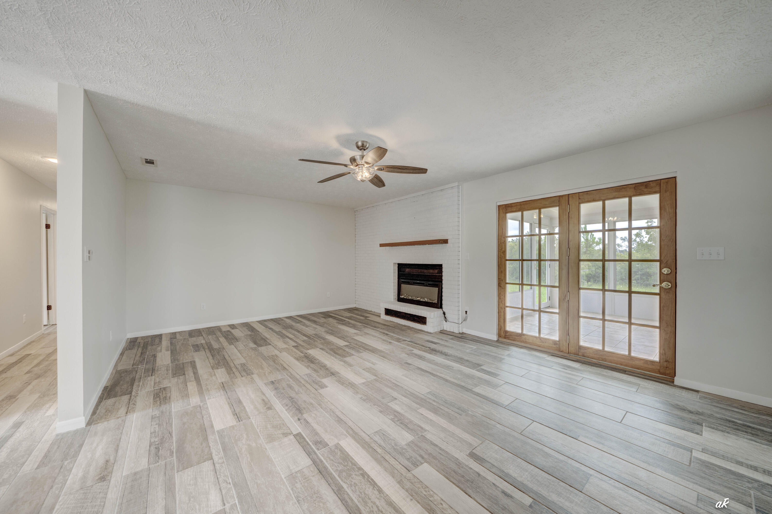 Sandy Creek - Residential