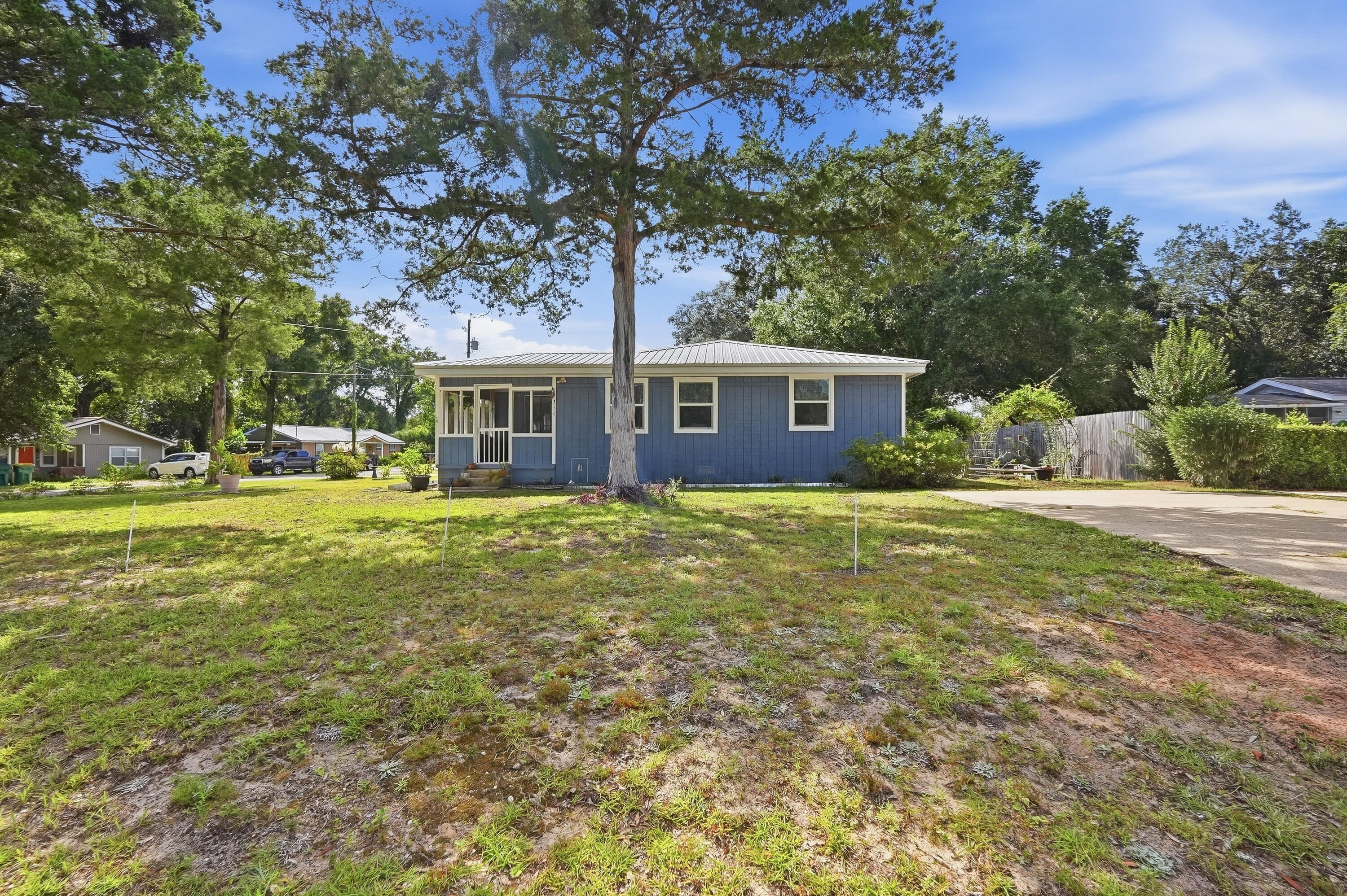 MEIGS S/D - Residential