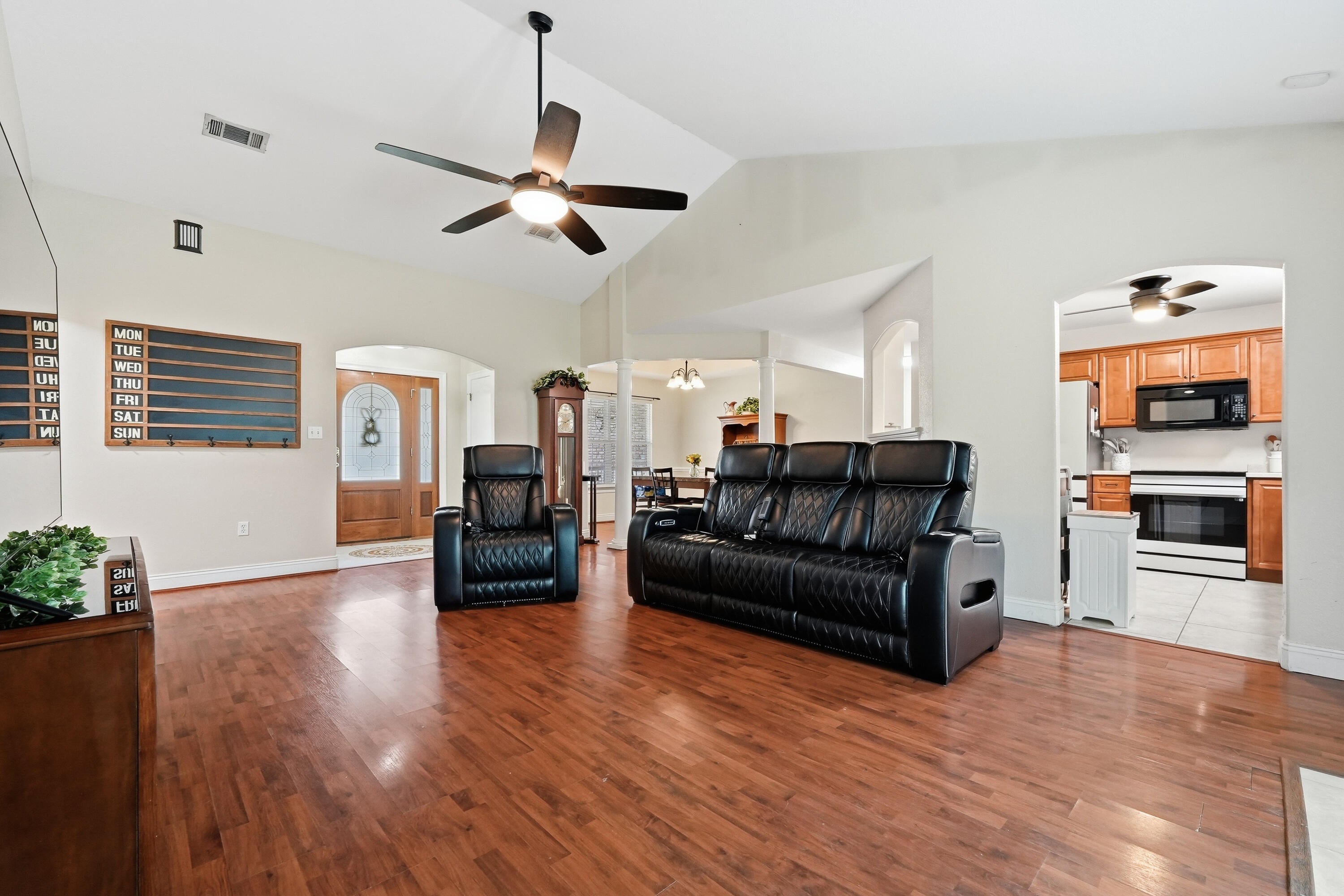 OAKWOOD HILLS UNIT 1 - Residential
