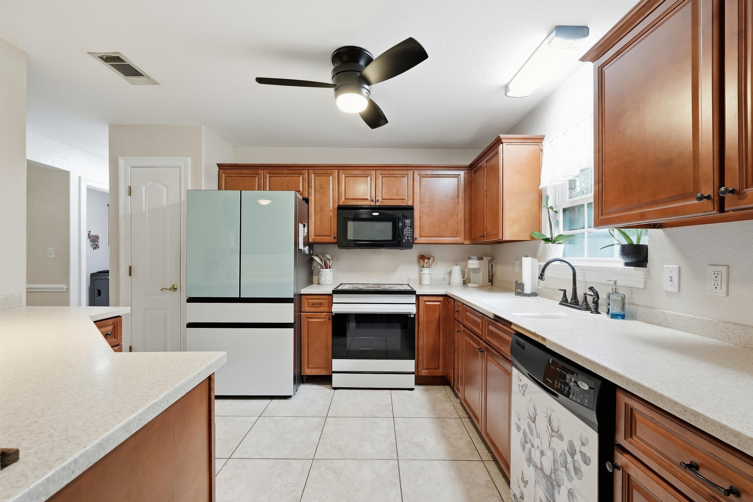 OAKWOOD HILLS UNIT 1 - Residential
