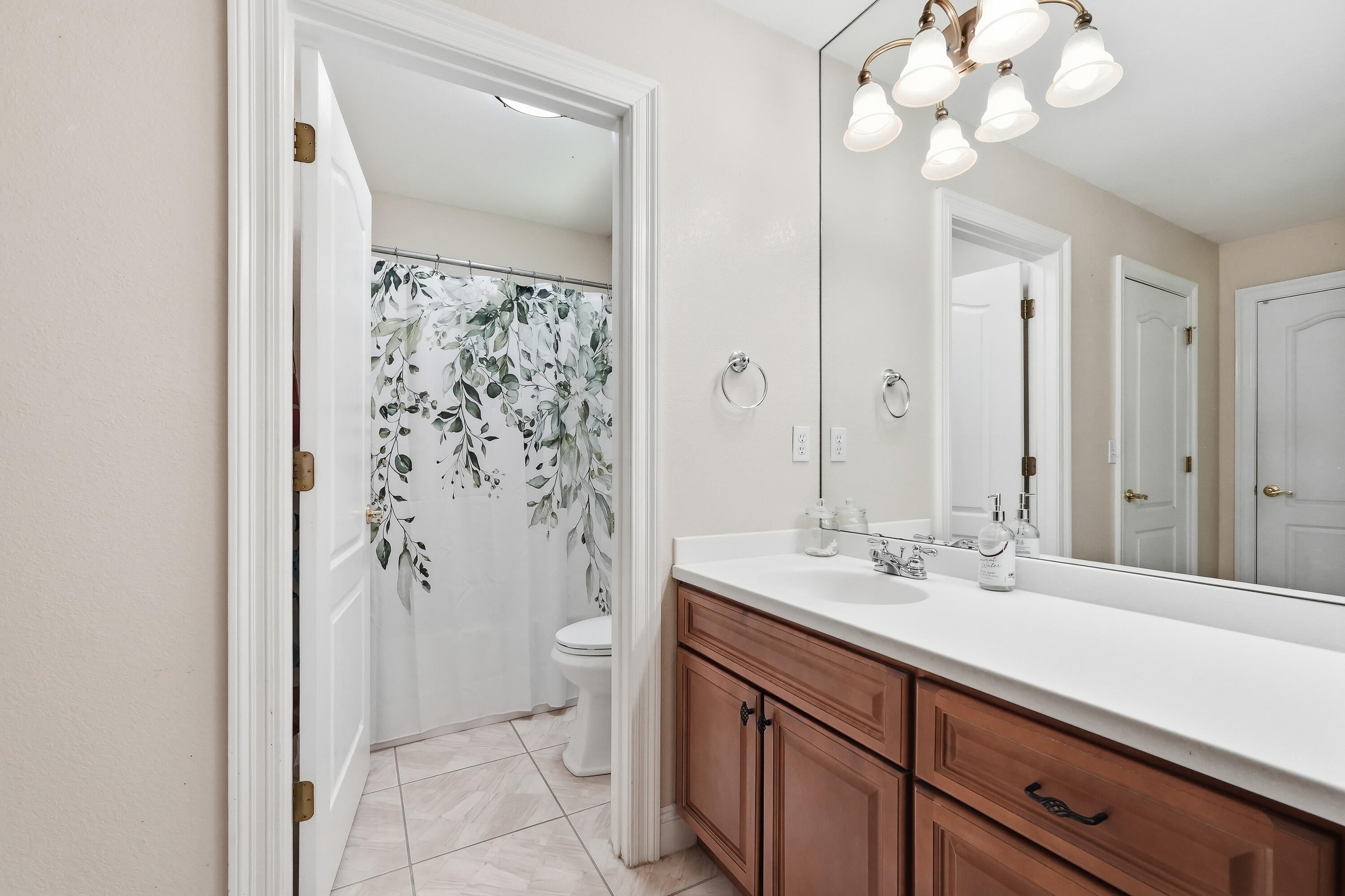OAKWOOD HILLS UNIT 1 - Residential