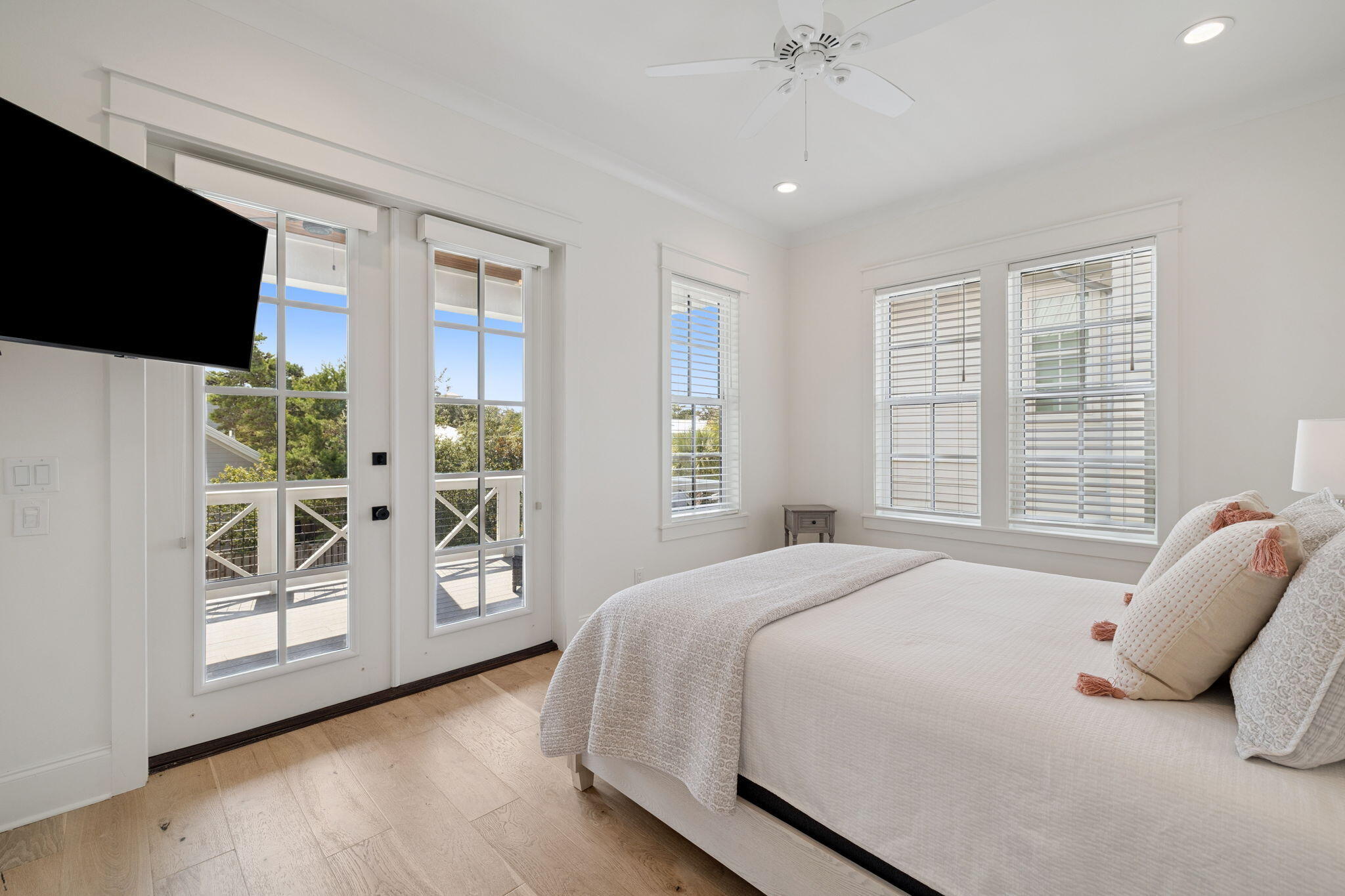 BLUE MOUNTAIN BEACH - Residential