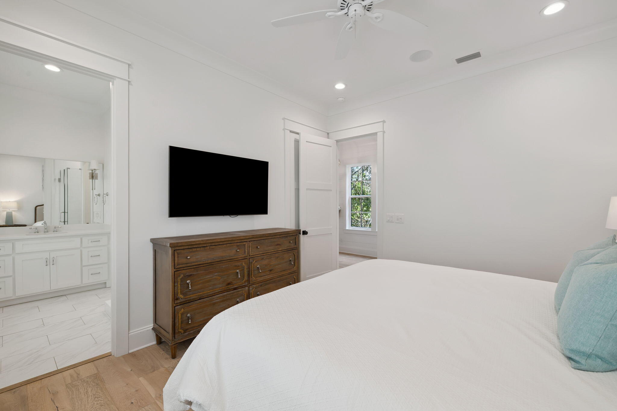 BLUE MOUNTAIN BEACH - Residential