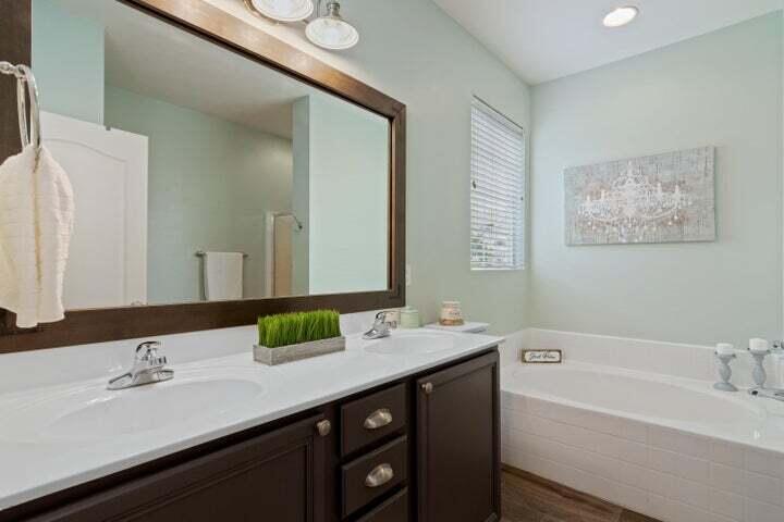SANDY RIDGE ESTATES - Residential Lease