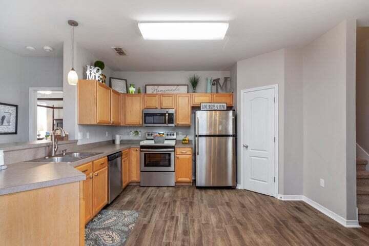SANDY RIDGE ESTATES - Residential Lease