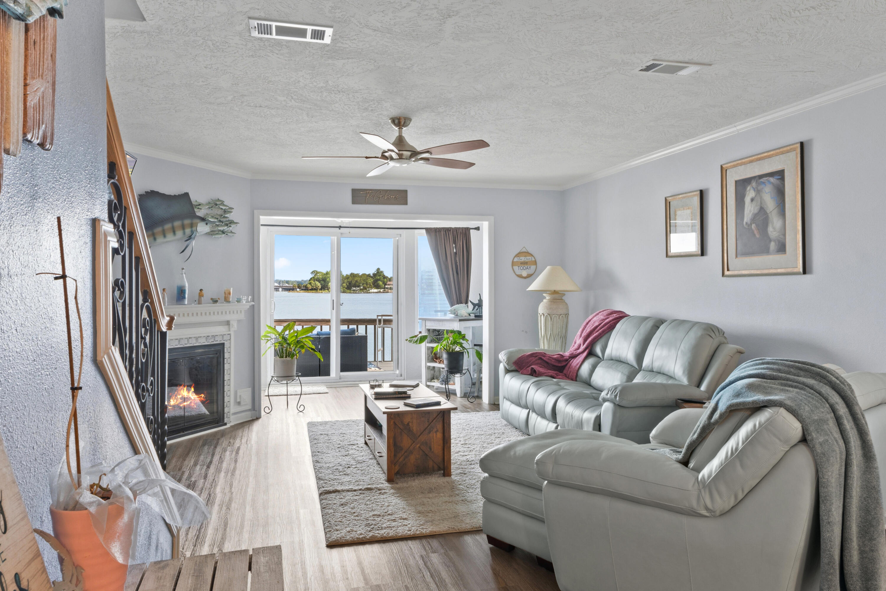 SNUG HARBOR - Residential